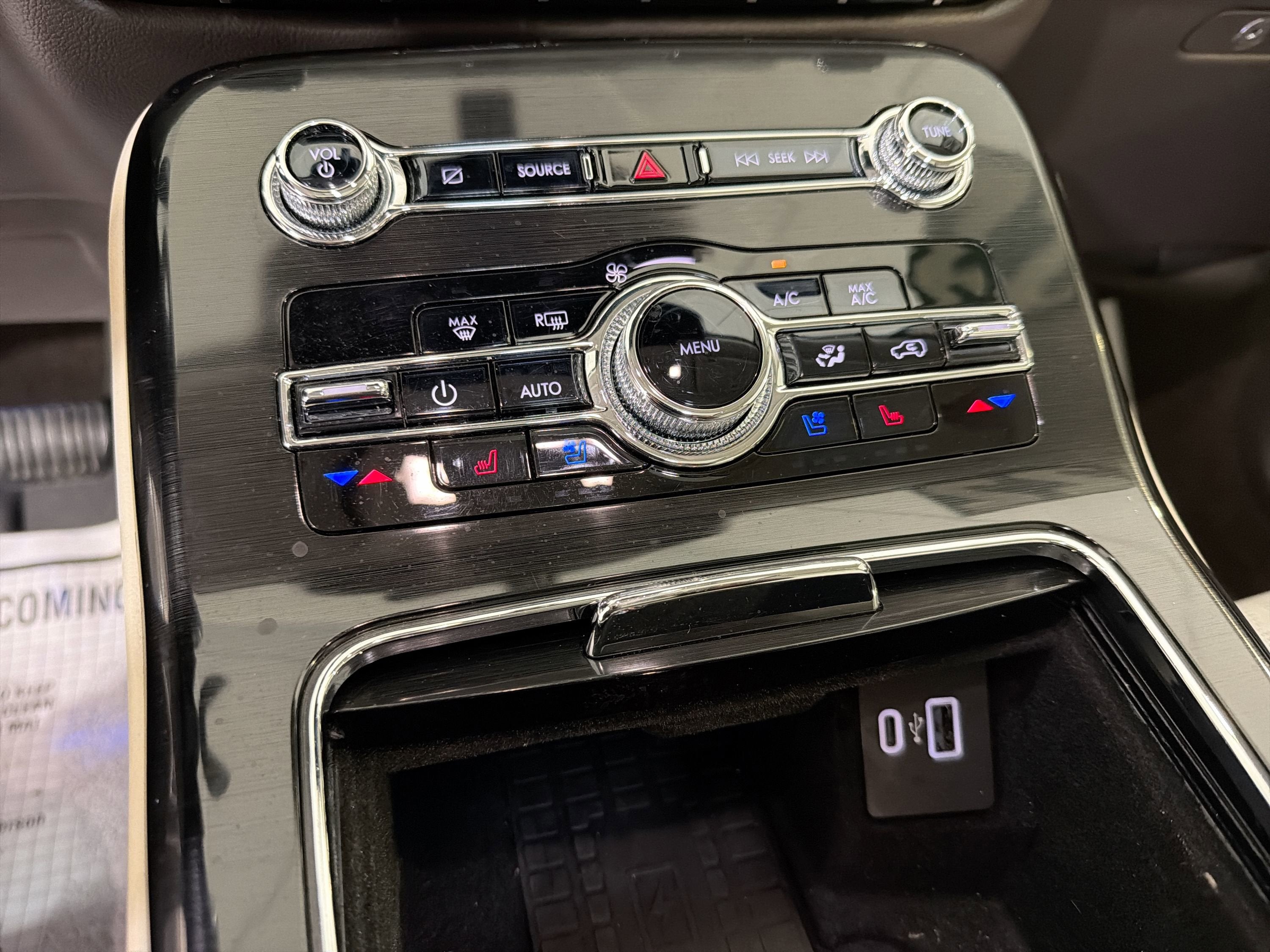 2022 Lincoln Nautilus Black Label