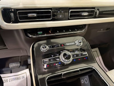 2022 Lincoln Nautilus Black Label