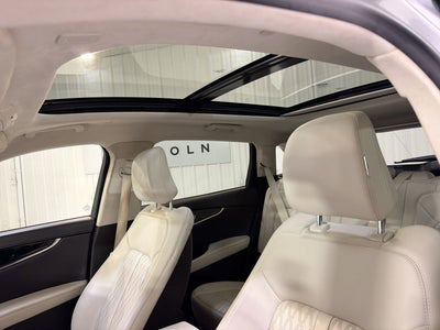 2022 Lincoln Nautilus Black Label