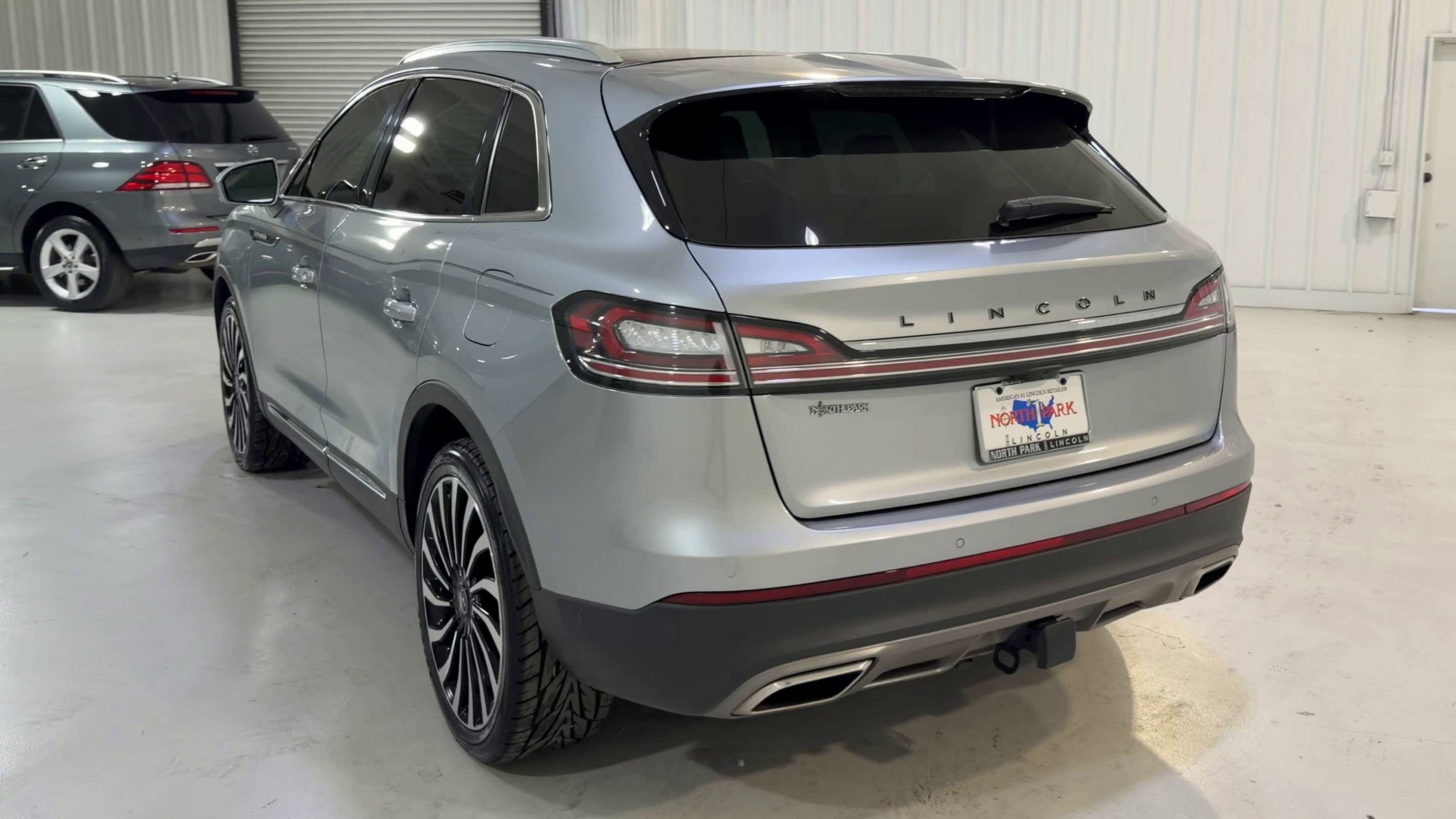 2022 Lincoln Nautilus Black Label