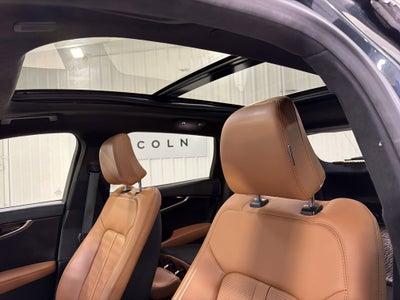 2022 Lincoln Nautilus Black Label