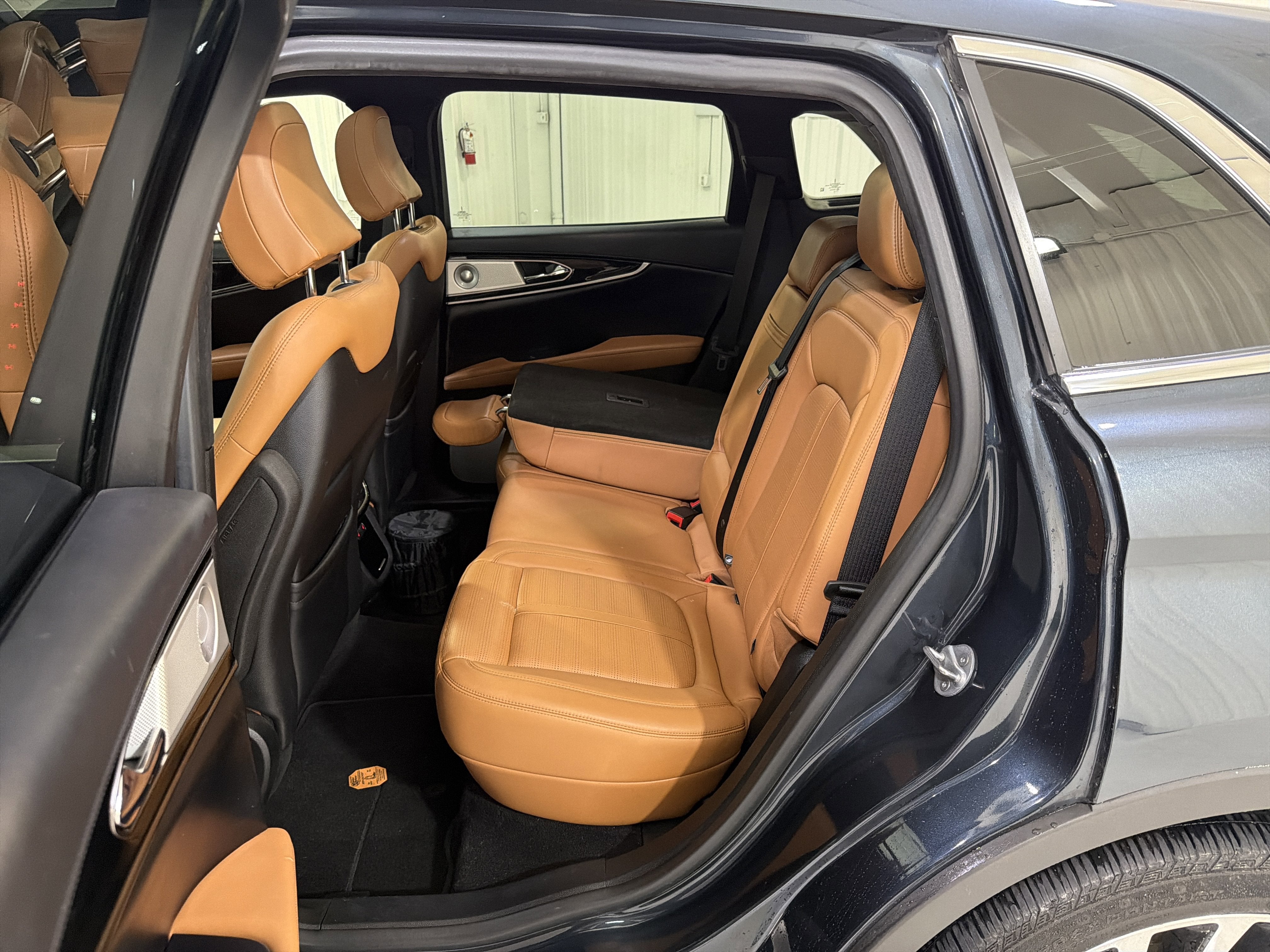 2022 Lincoln Nautilus Black Label