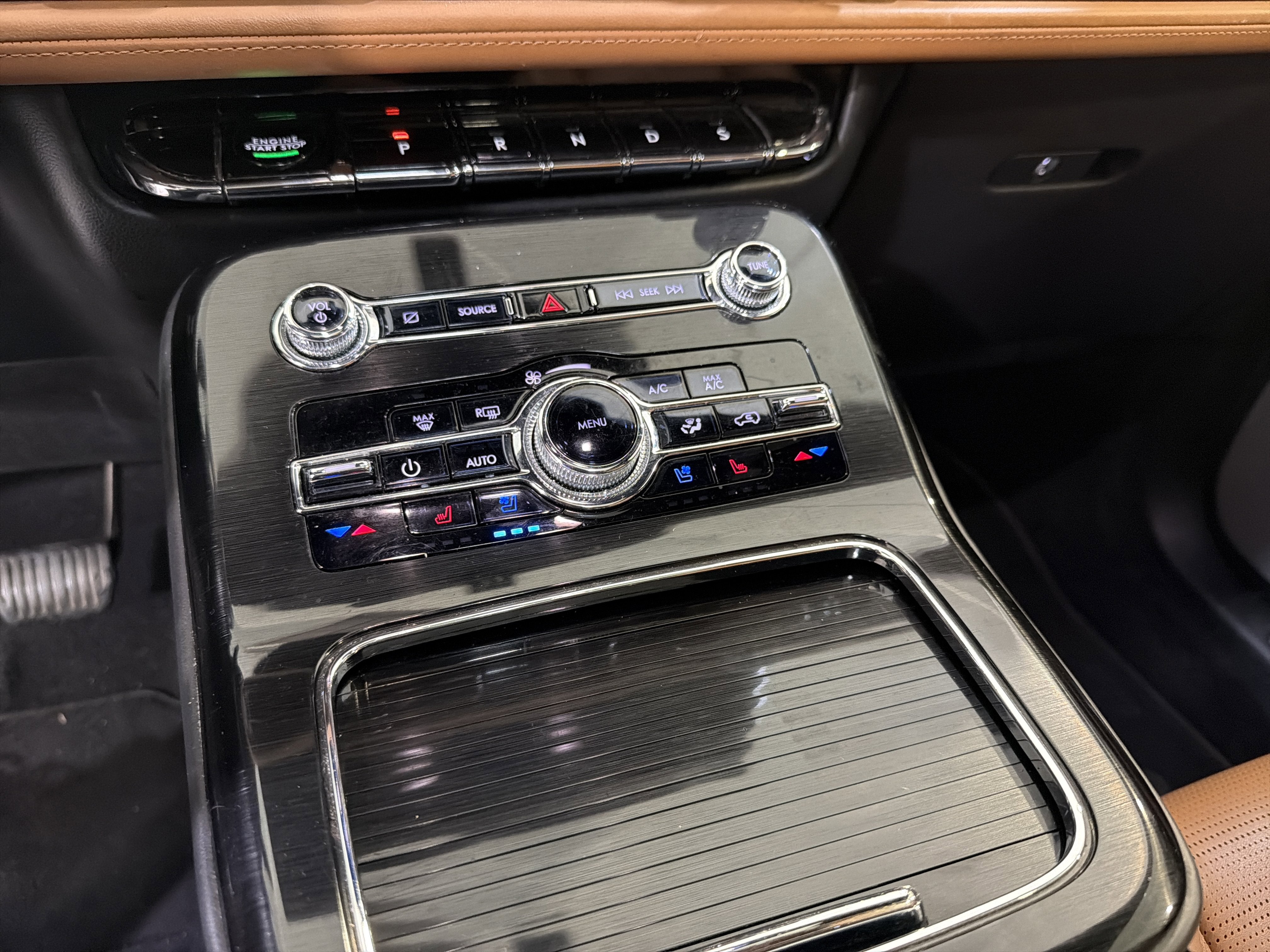 2022 Lincoln Nautilus Black Label