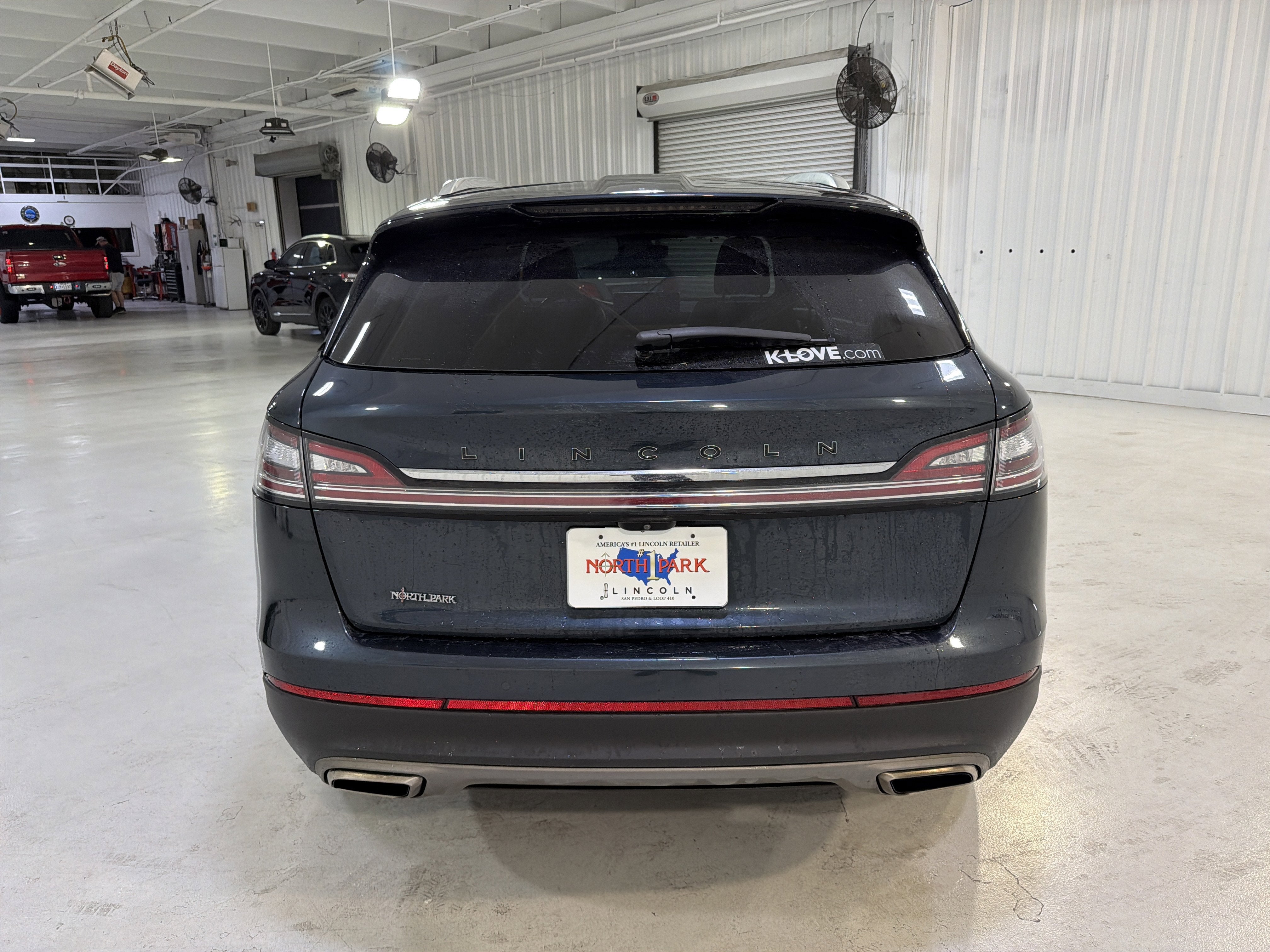 2022 Lincoln Nautilus Black Label