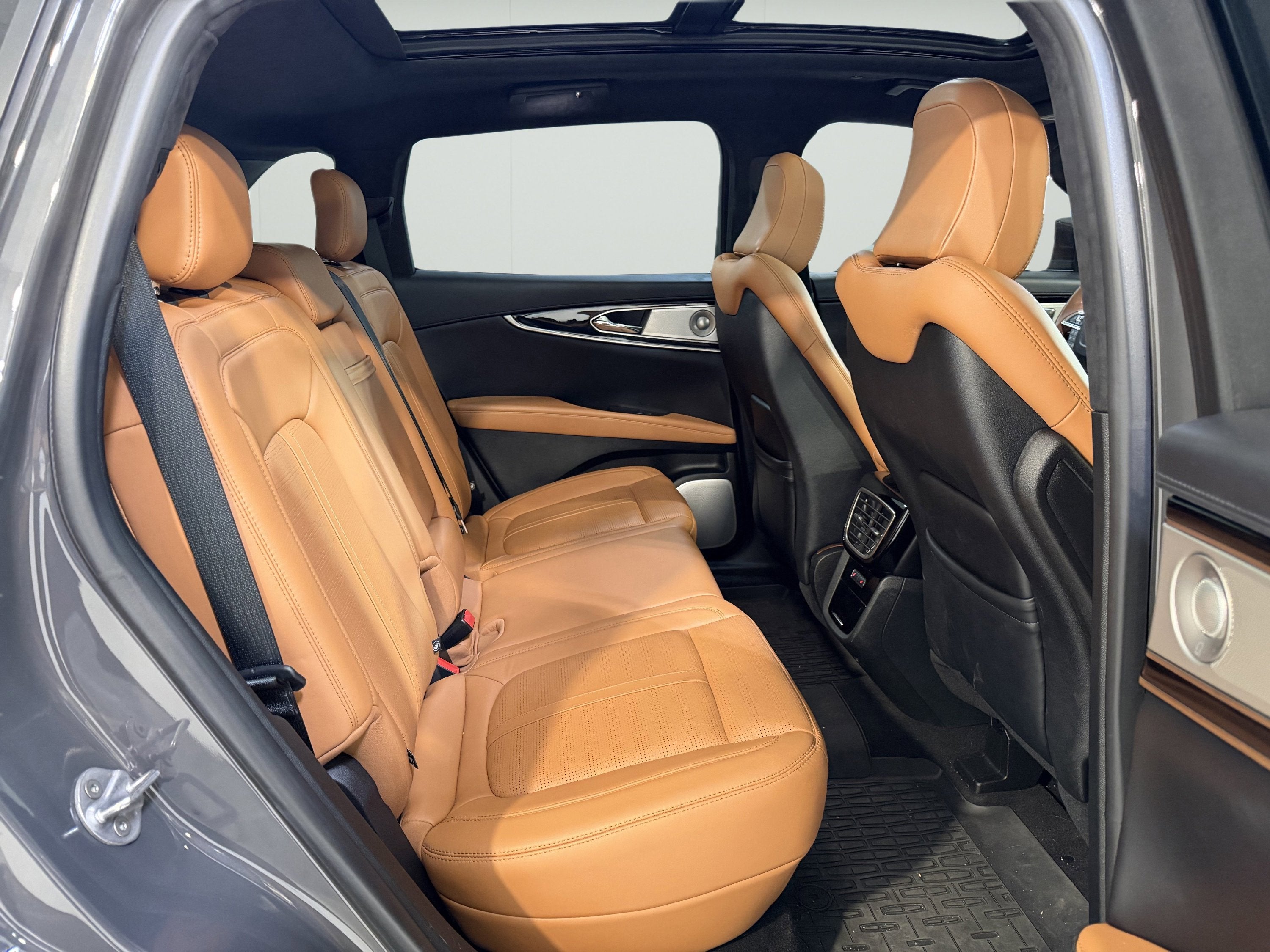 2023 Lincoln Nautilus Black Label
