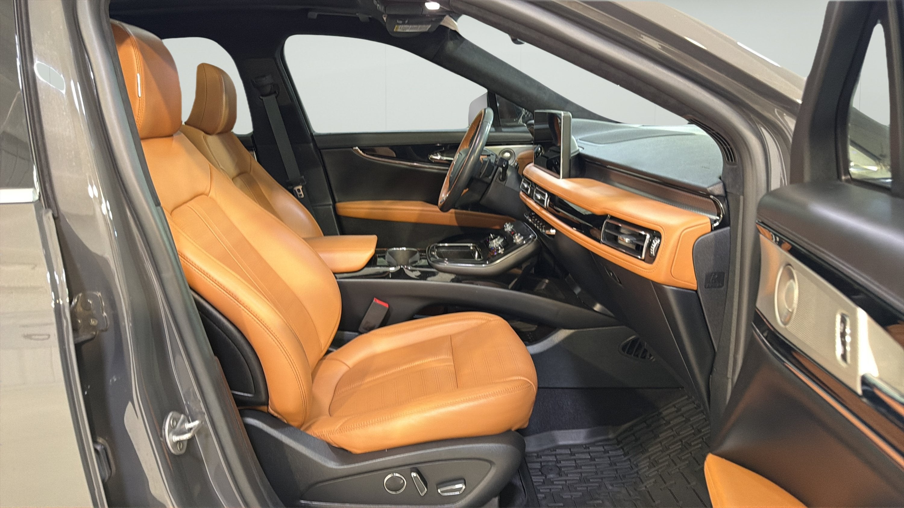 2023 Lincoln Nautilus Black Label