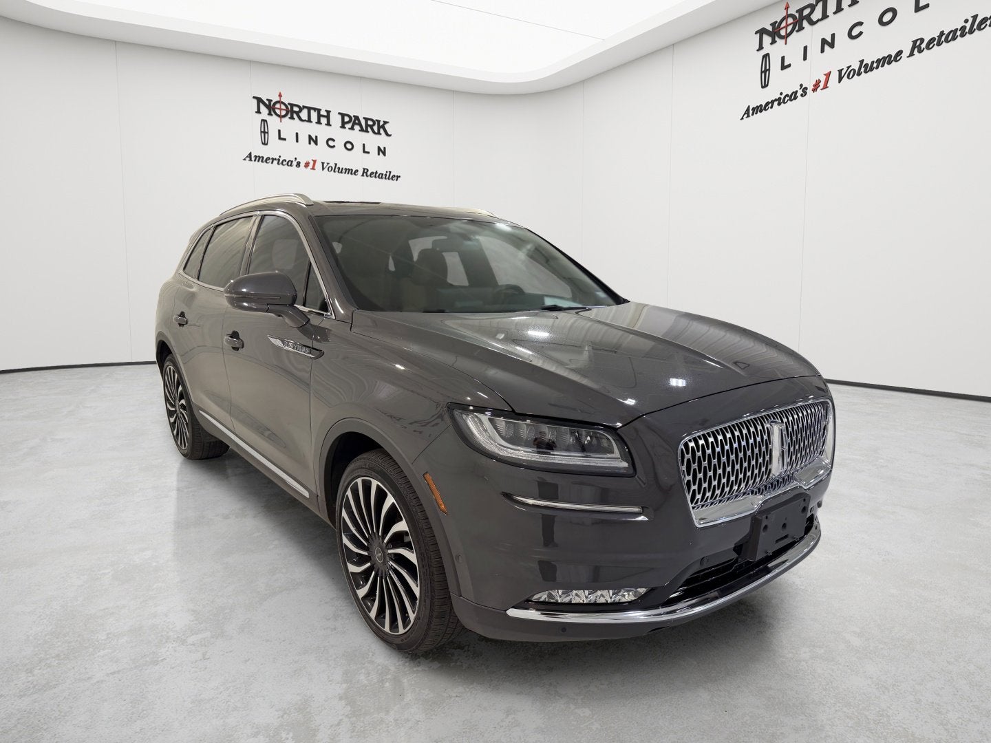 2023 Lincoln Nautilus Black Label