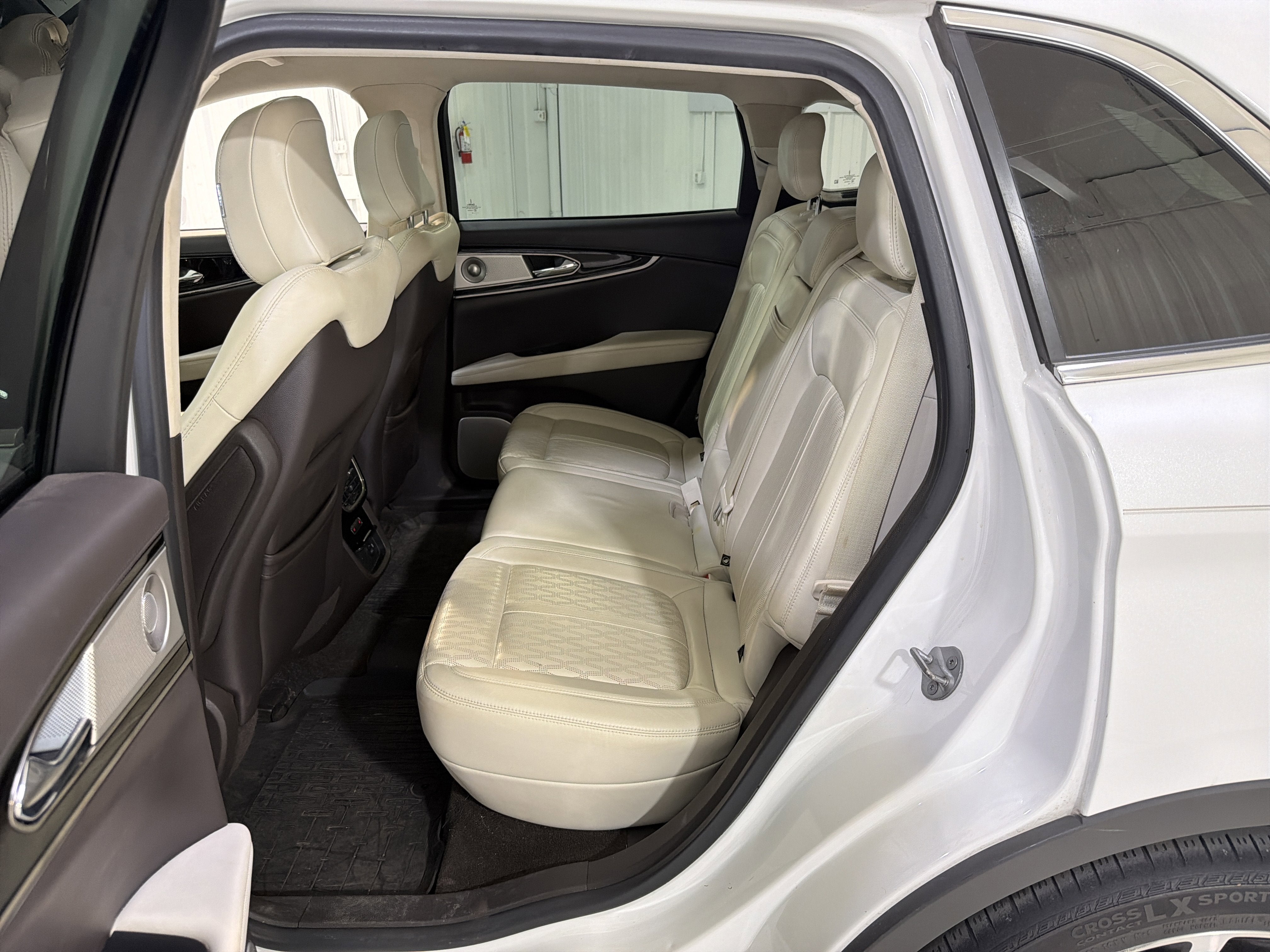 2022 Lincoln Nautilus Black Label