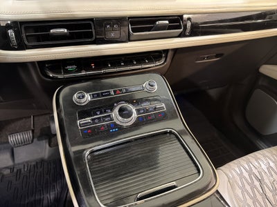 2022 Lincoln Nautilus Black Label