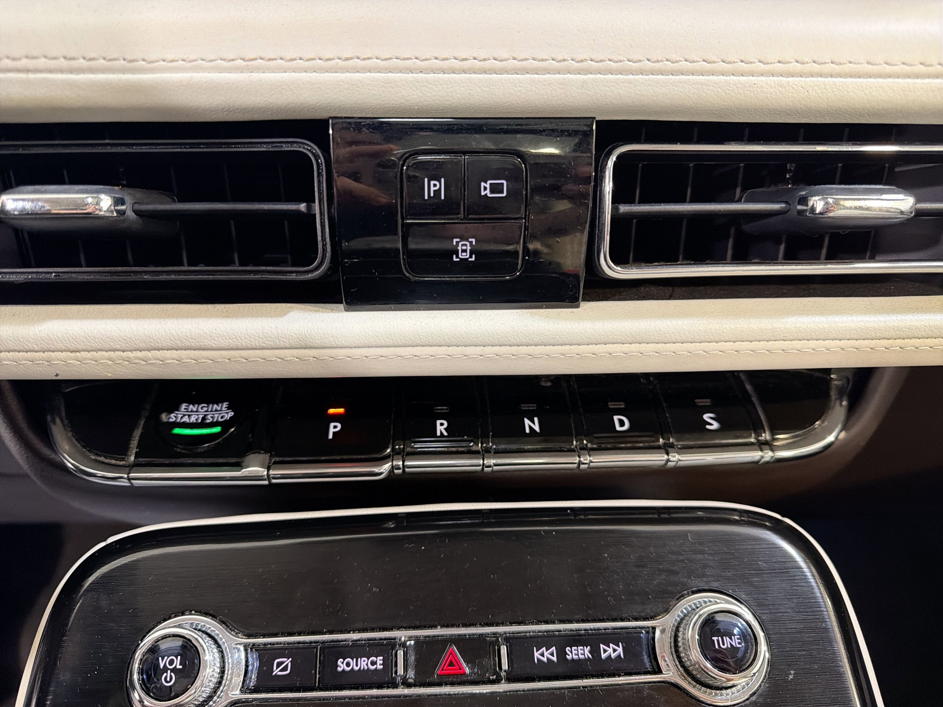 2022 Lincoln Nautilus Black Label