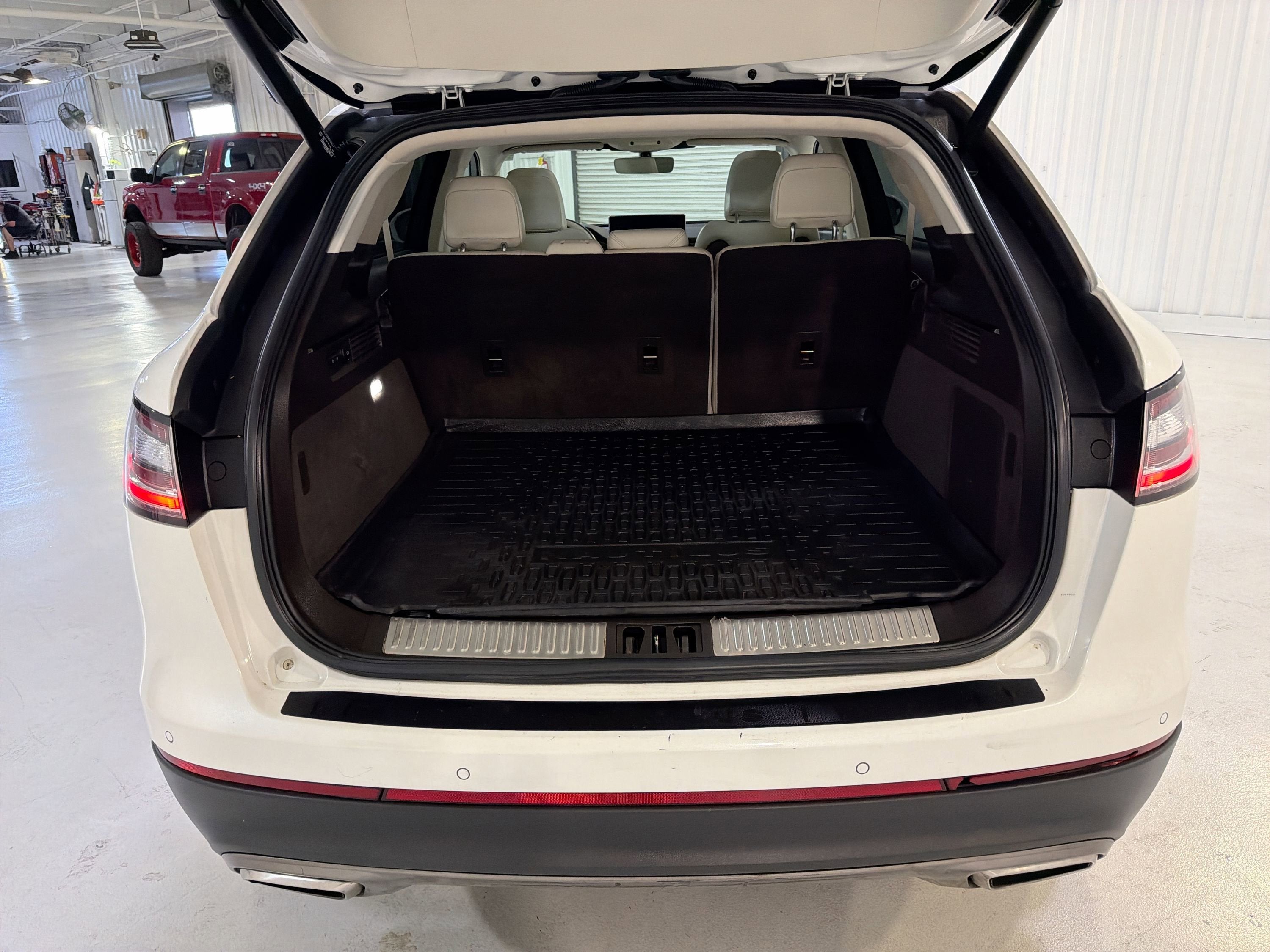 2022 Lincoln Nautilus Black Label