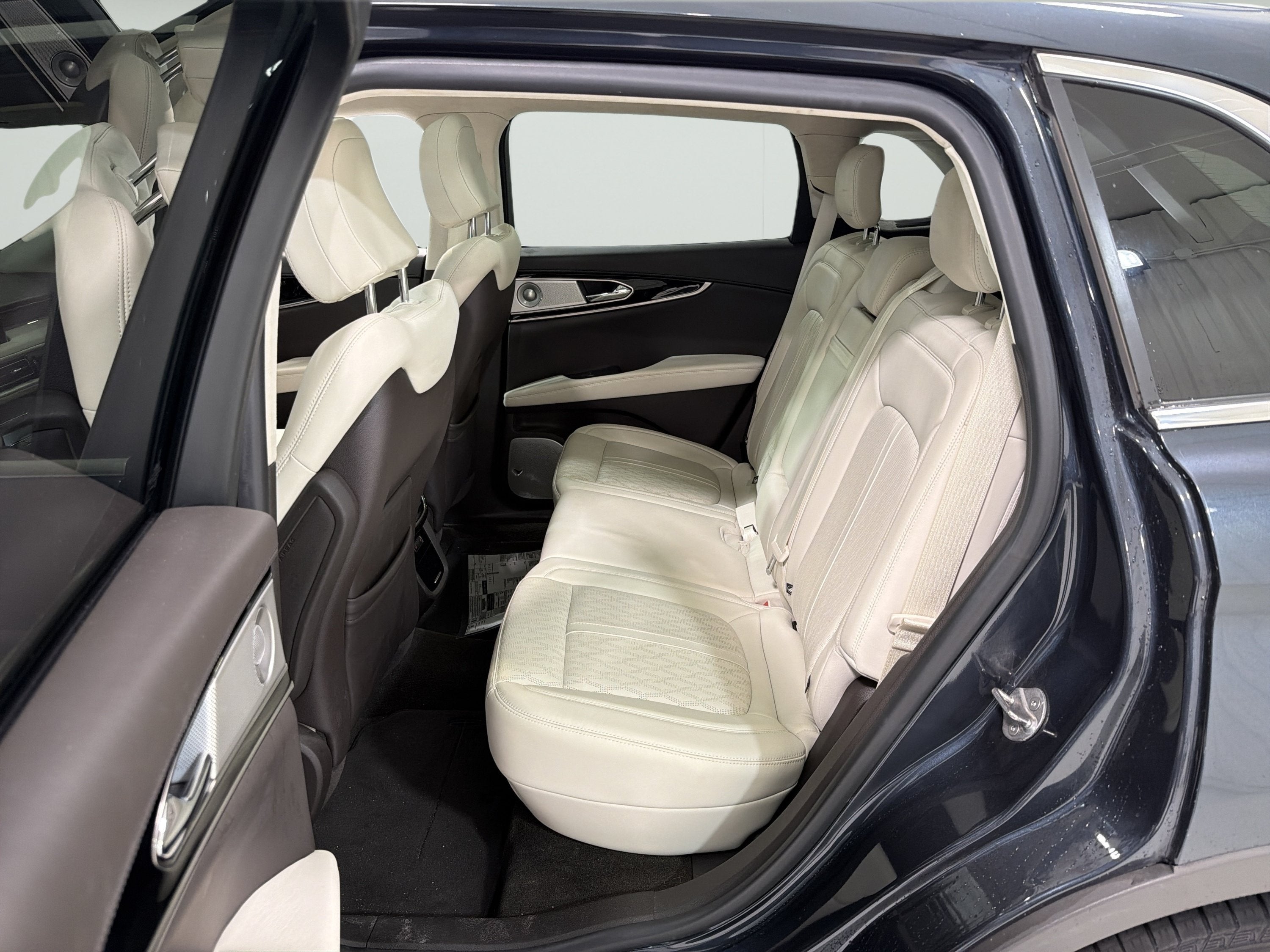 2023 Lincoln Nautilus Black Label