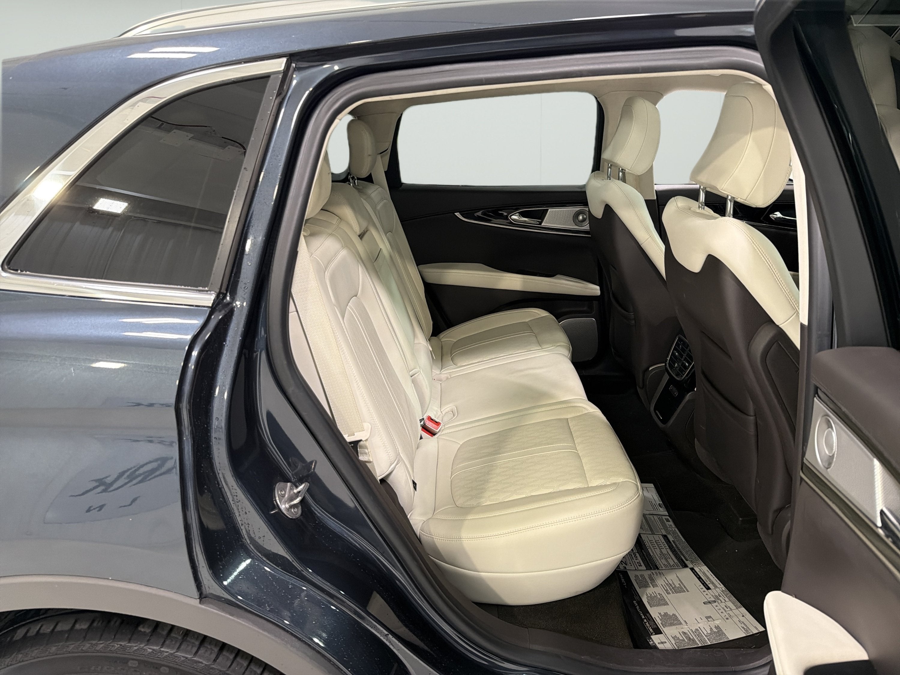 2023 Lincoln Nautilus Black Label