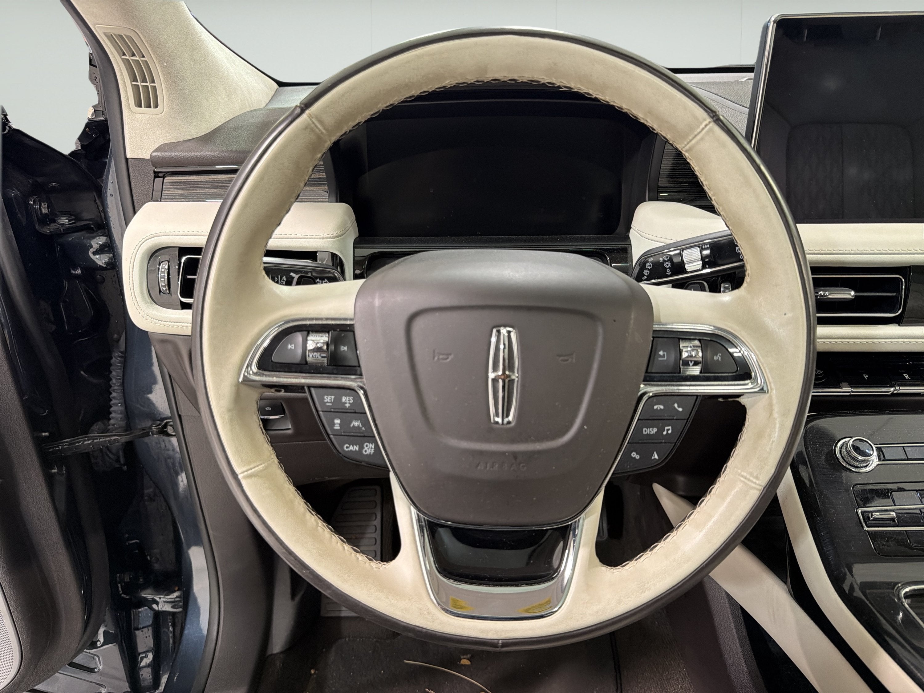 2023 Lincoln Nautilus Black Label