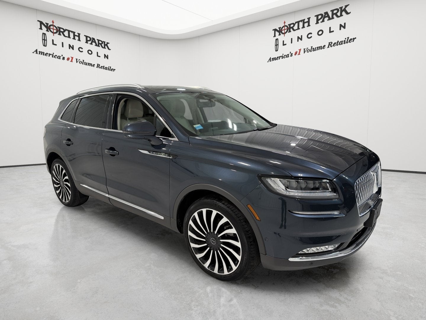 2023 Lincoln Nautilus Black Label