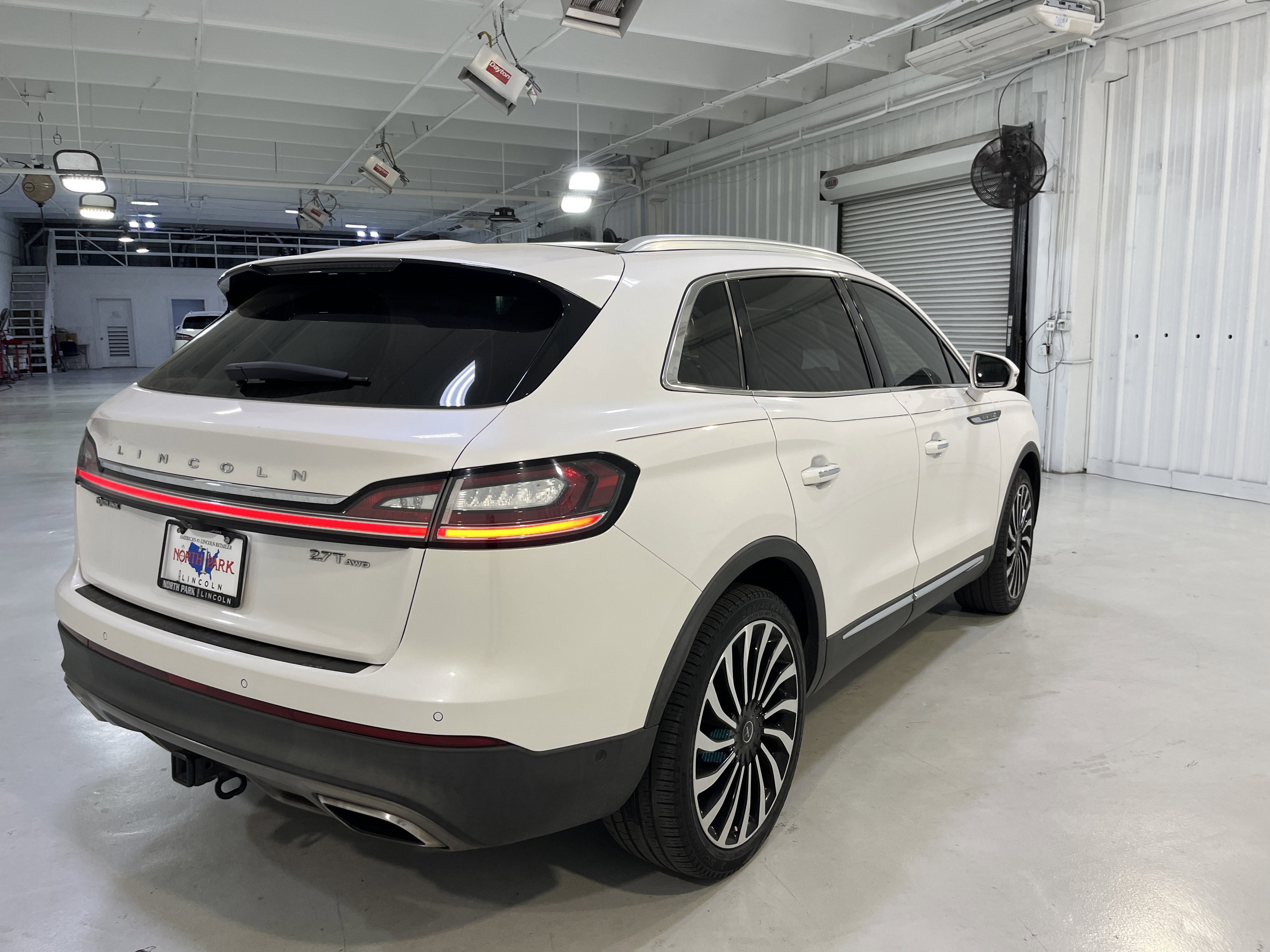 2019 Lincoln Nautilus Black Label