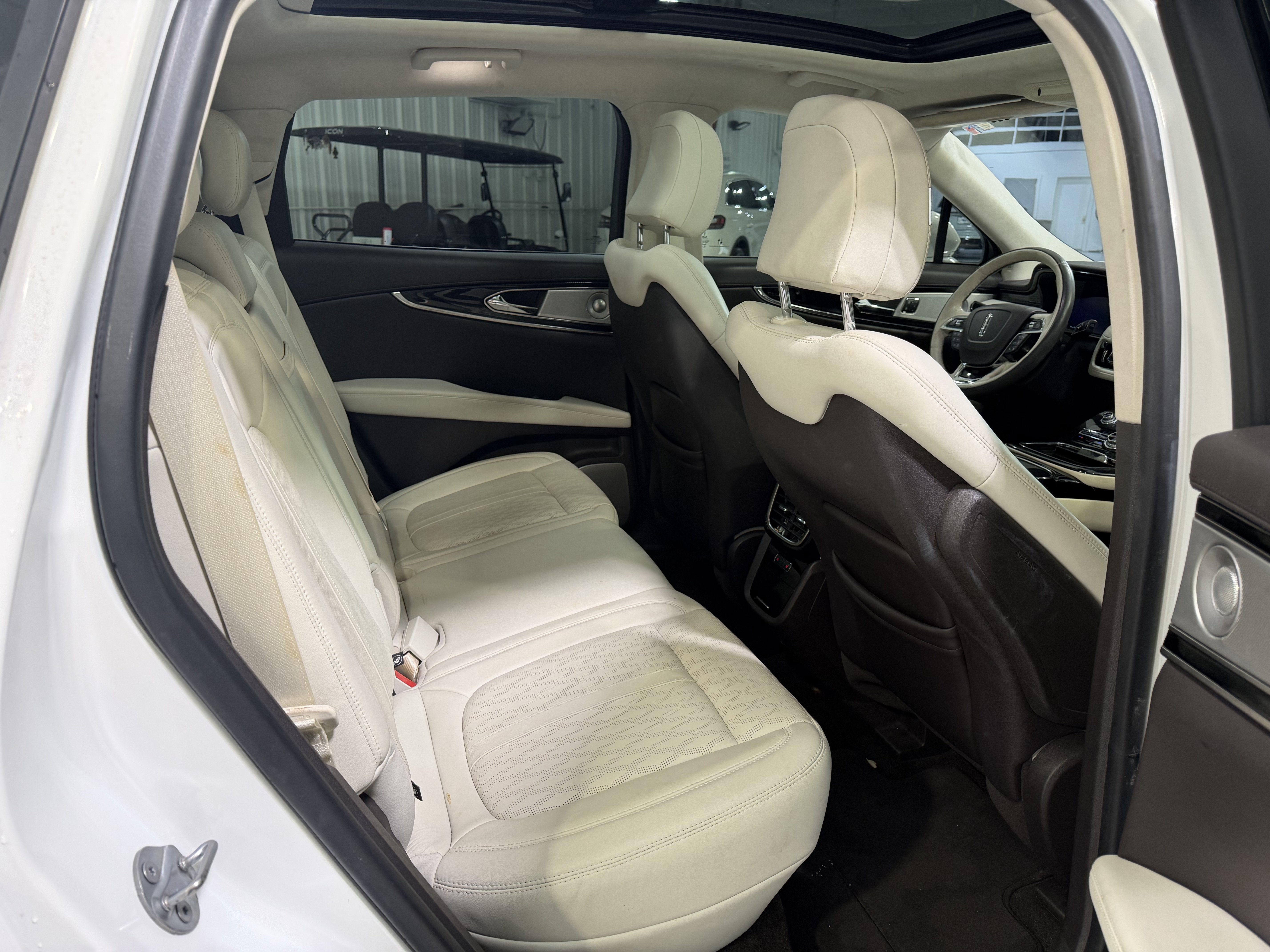 2022 Lincoln Nautilus Black Label