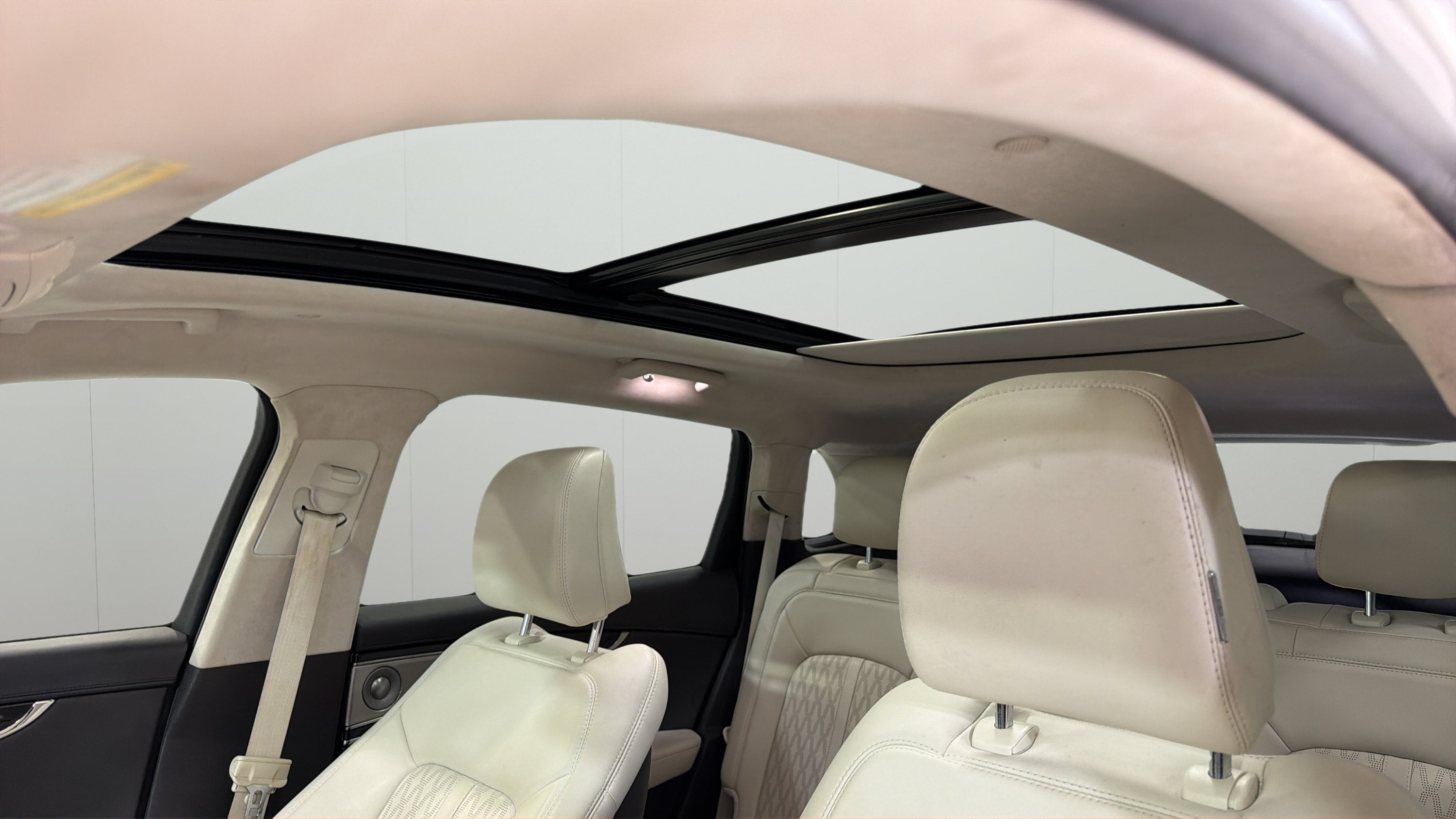 2022 Lincoln Nautilus Black Label