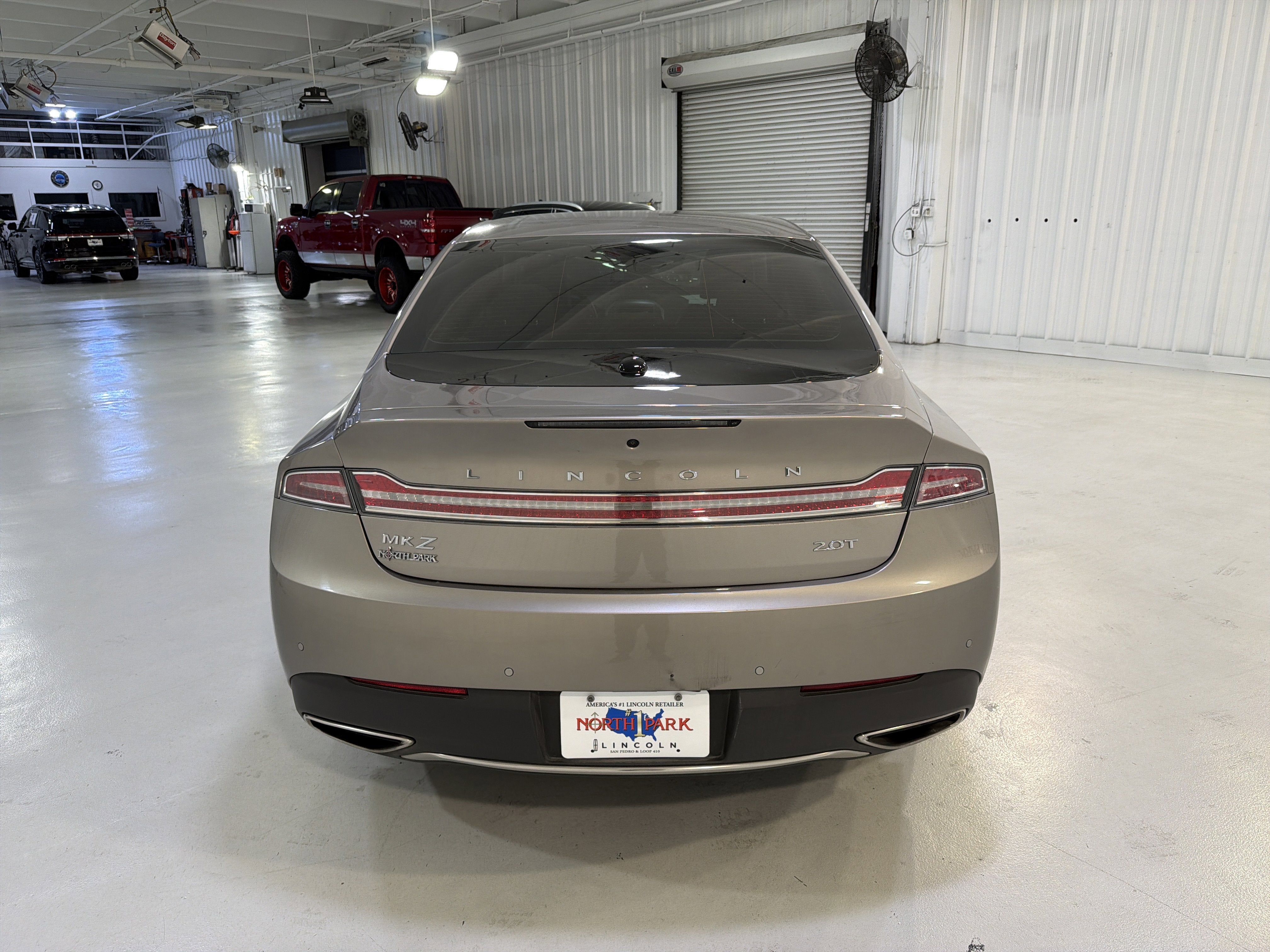 2020 Lincoln MKZ Standard