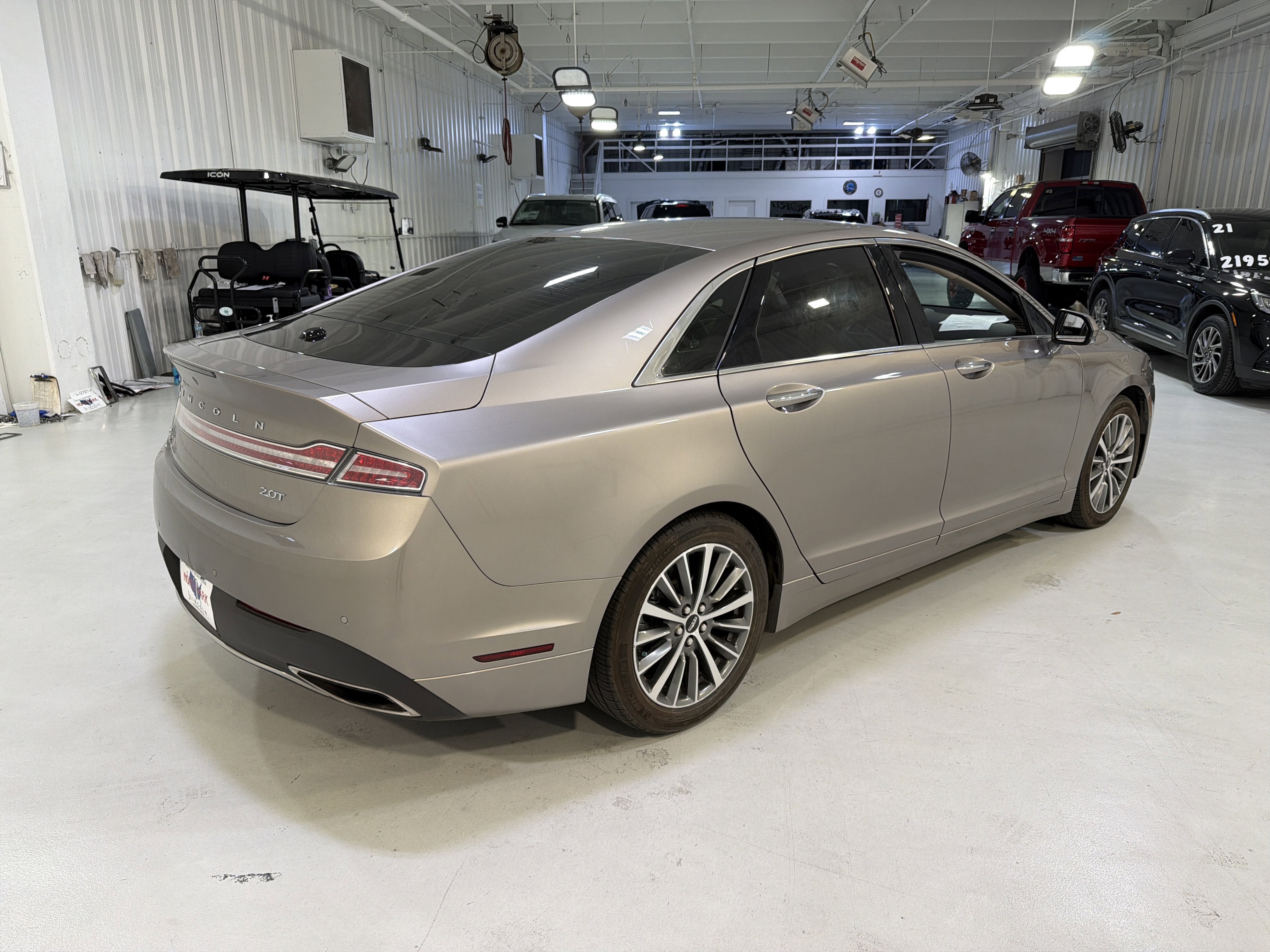 2020 Lincoln MKZ Standard