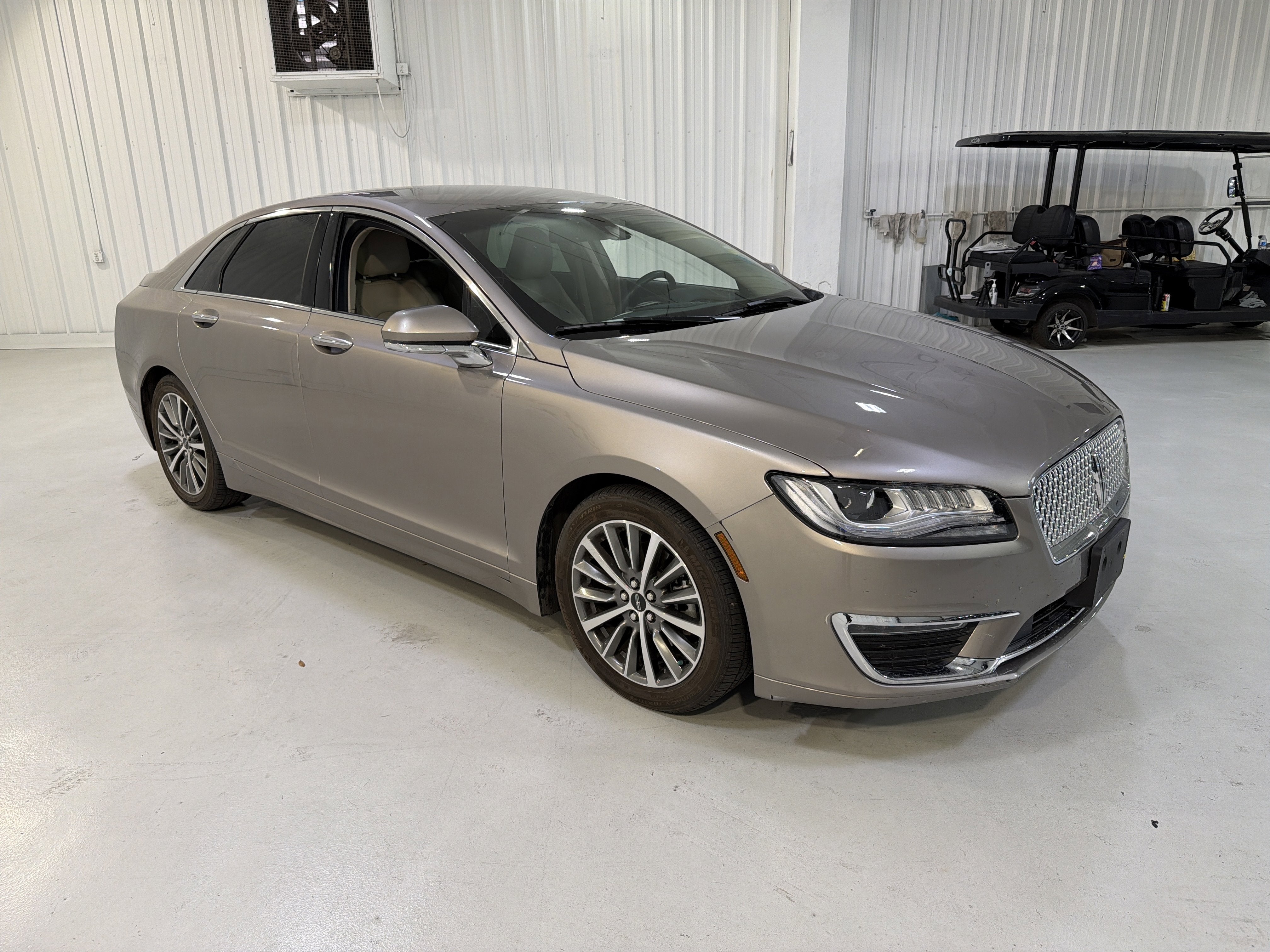2020 Lincoln MKZ Standard