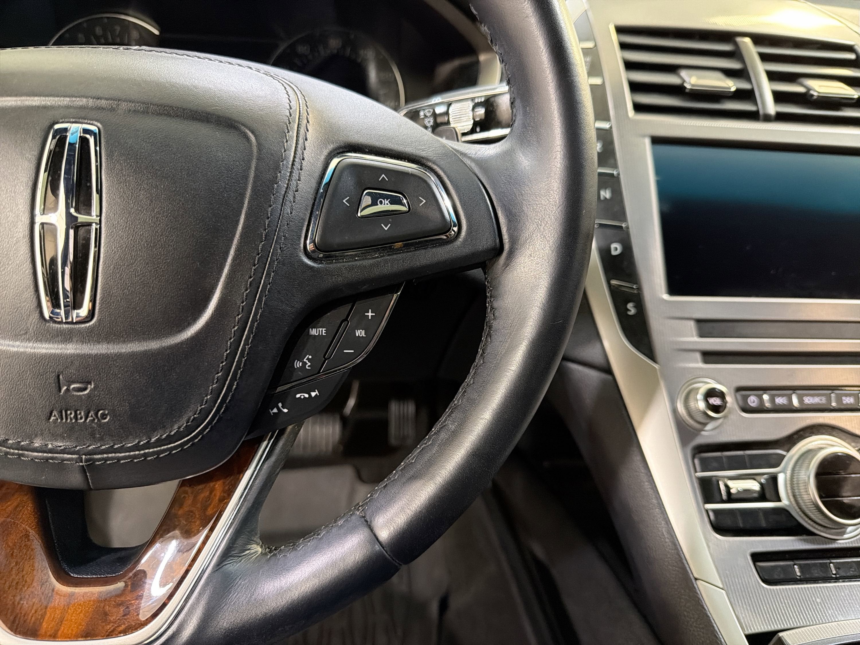 2020 Lincoln MKZ Reserve