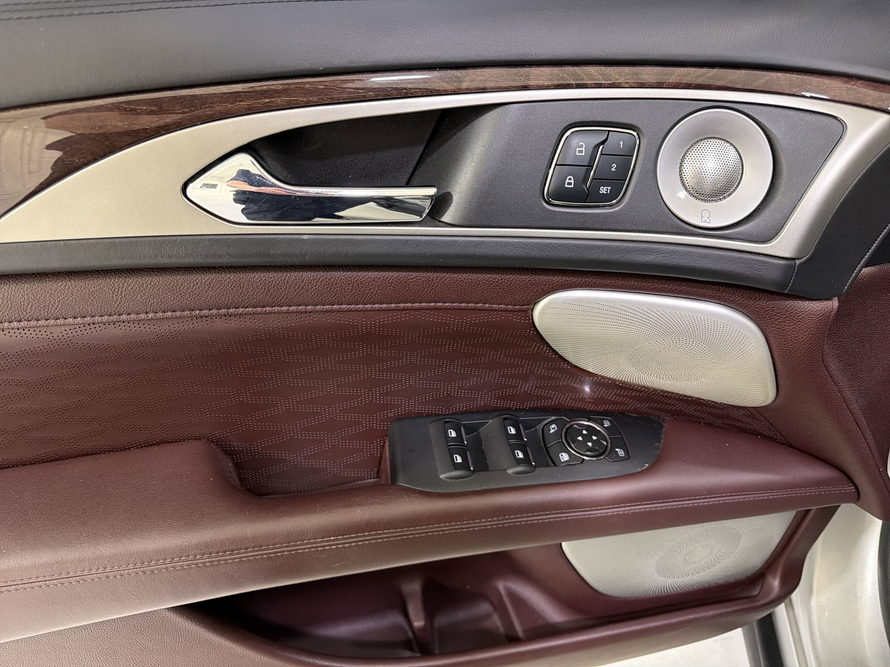 2017 Lincoln MKZ Black Label