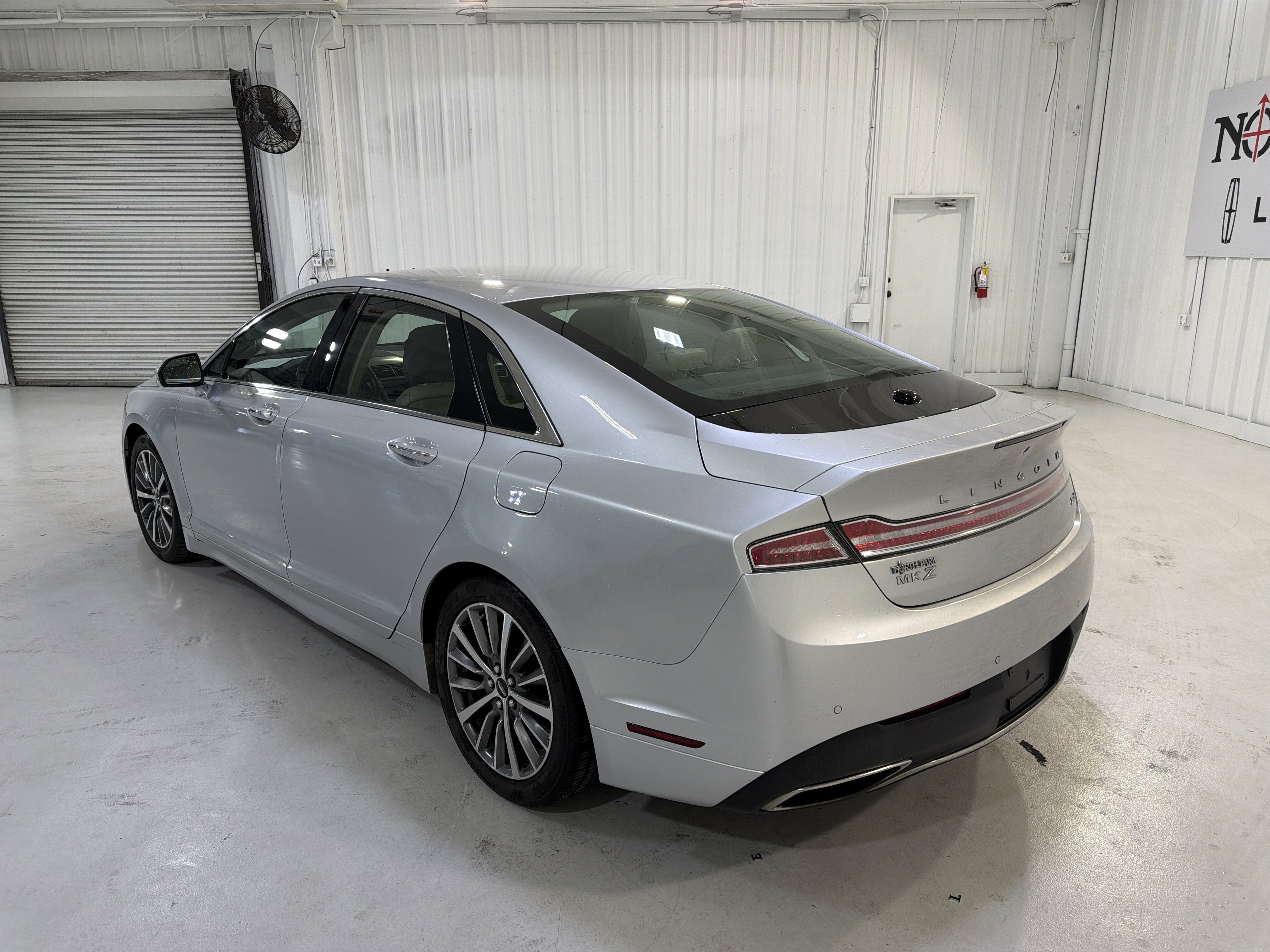 2019 Lincoln MKZ Hybrid Standard