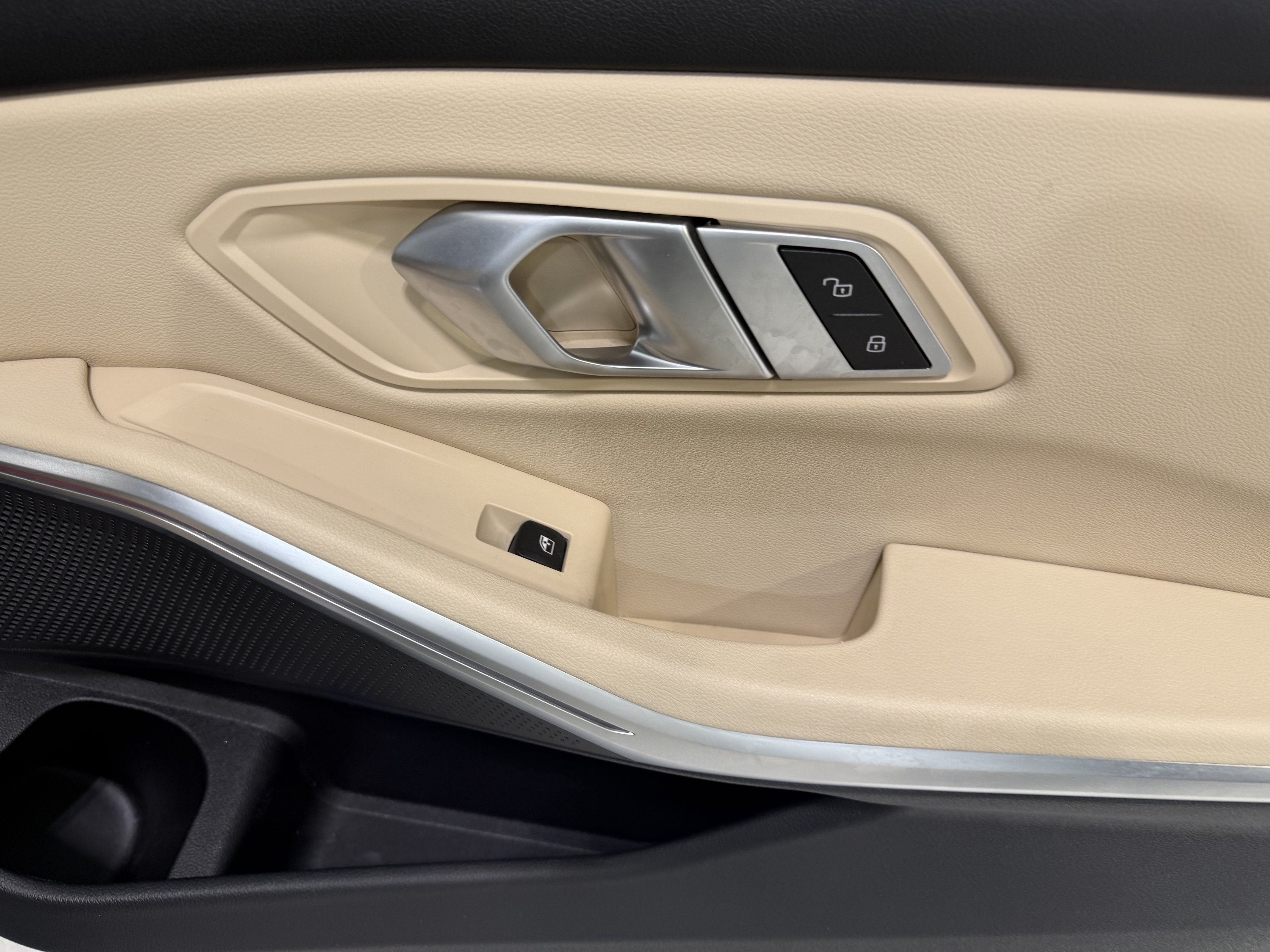 2022 BMW 3 Series 330i
