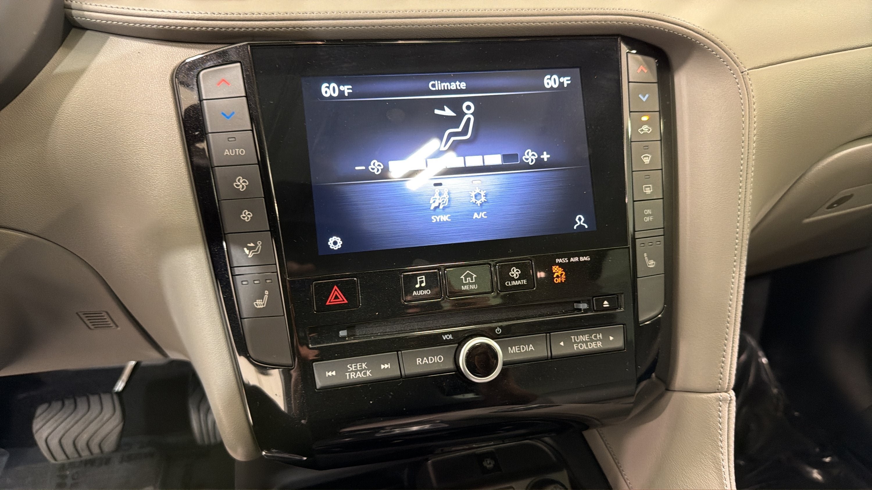 2023 INFINITI QX50 LUXE