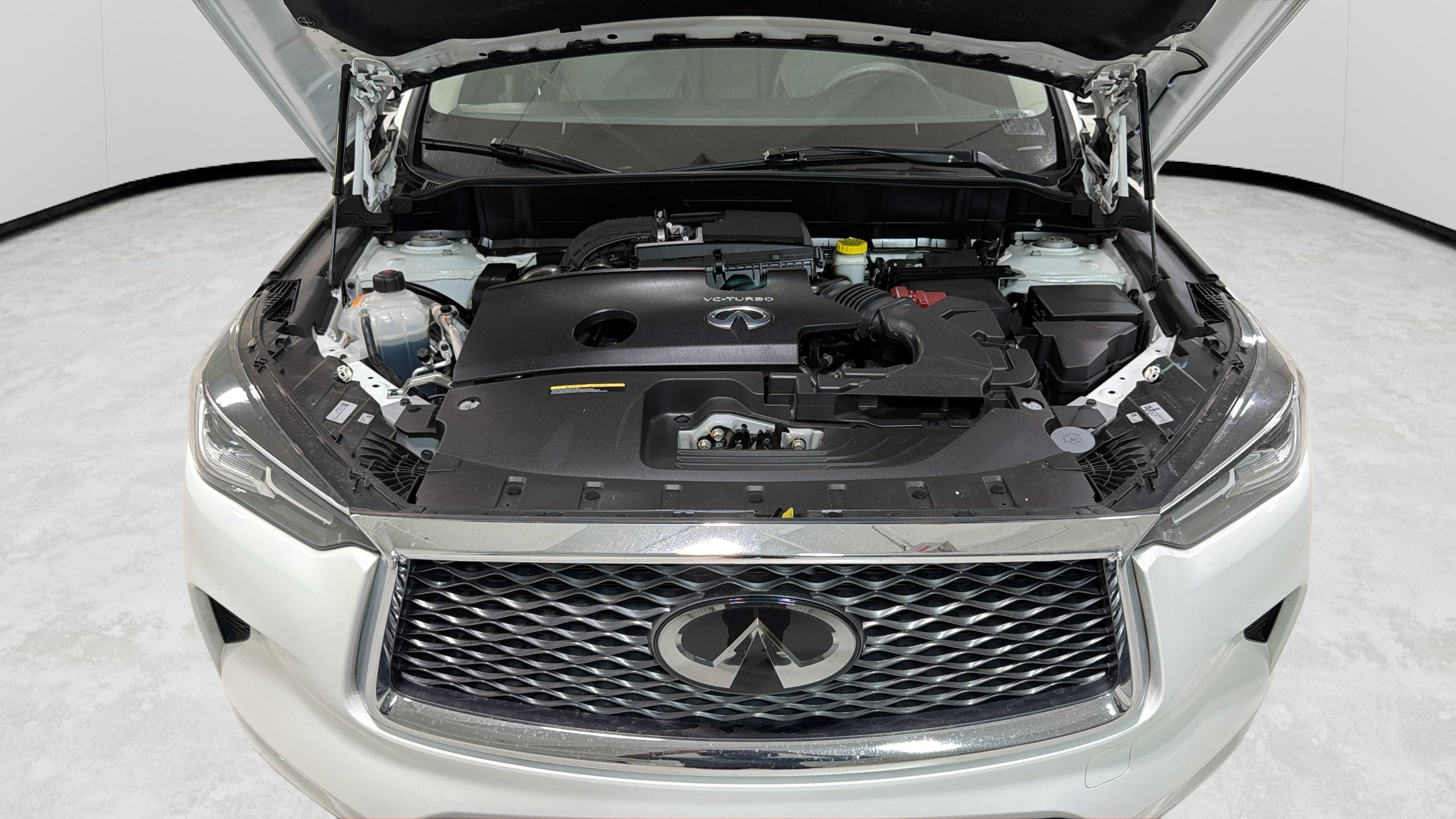 2023 INFINITI QX50 LUXE