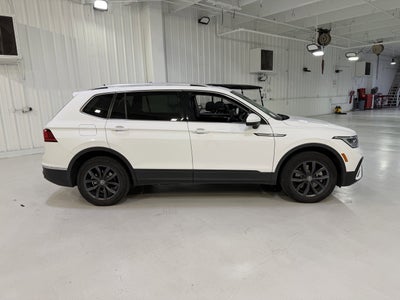 2022 Volkswagen Tiguan SE