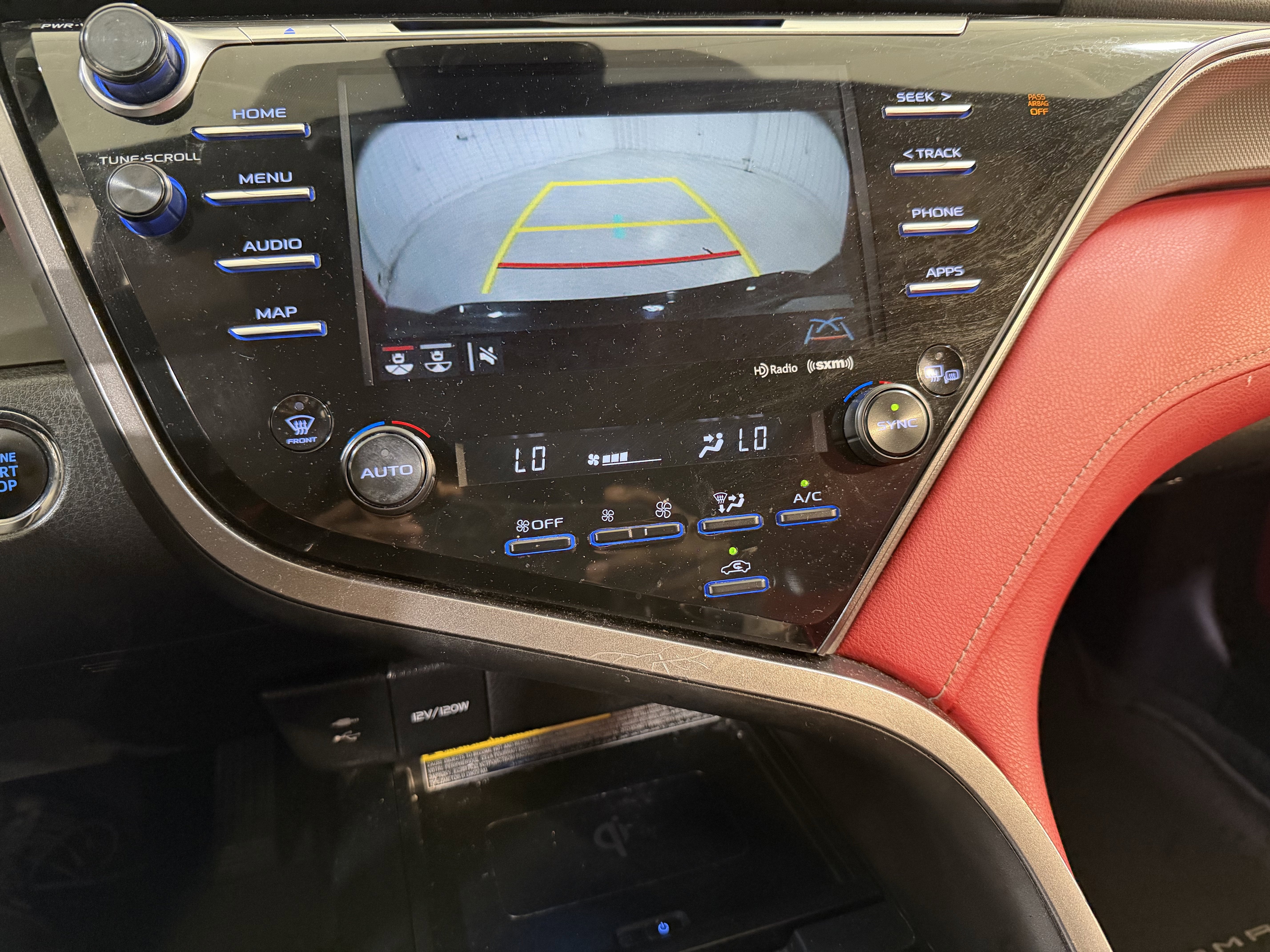 2019 Toyota Camry XSE