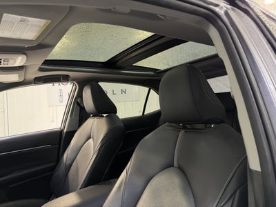 2019 Toyota Camry XSE