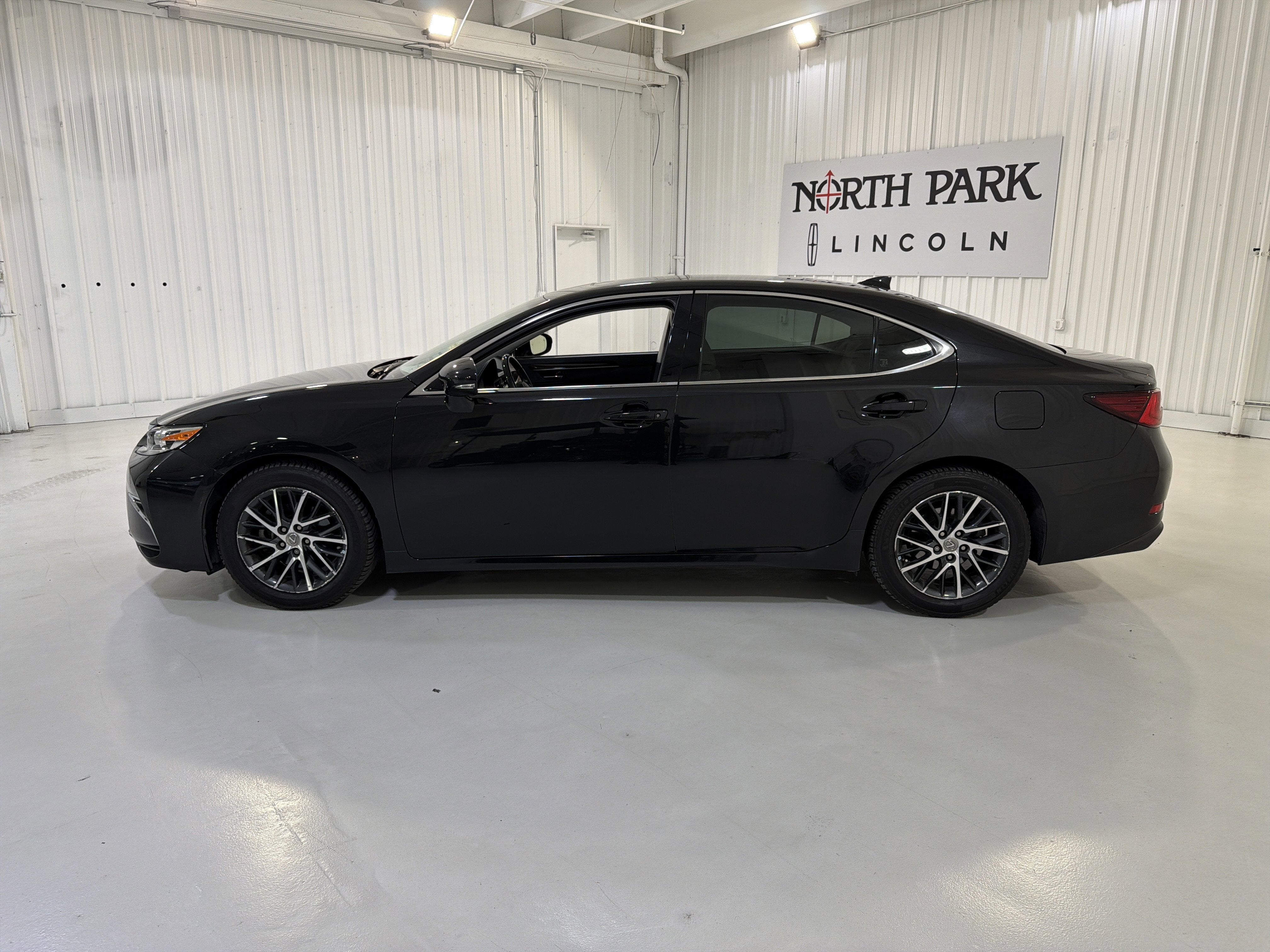 2017 Lexus ES ES 350