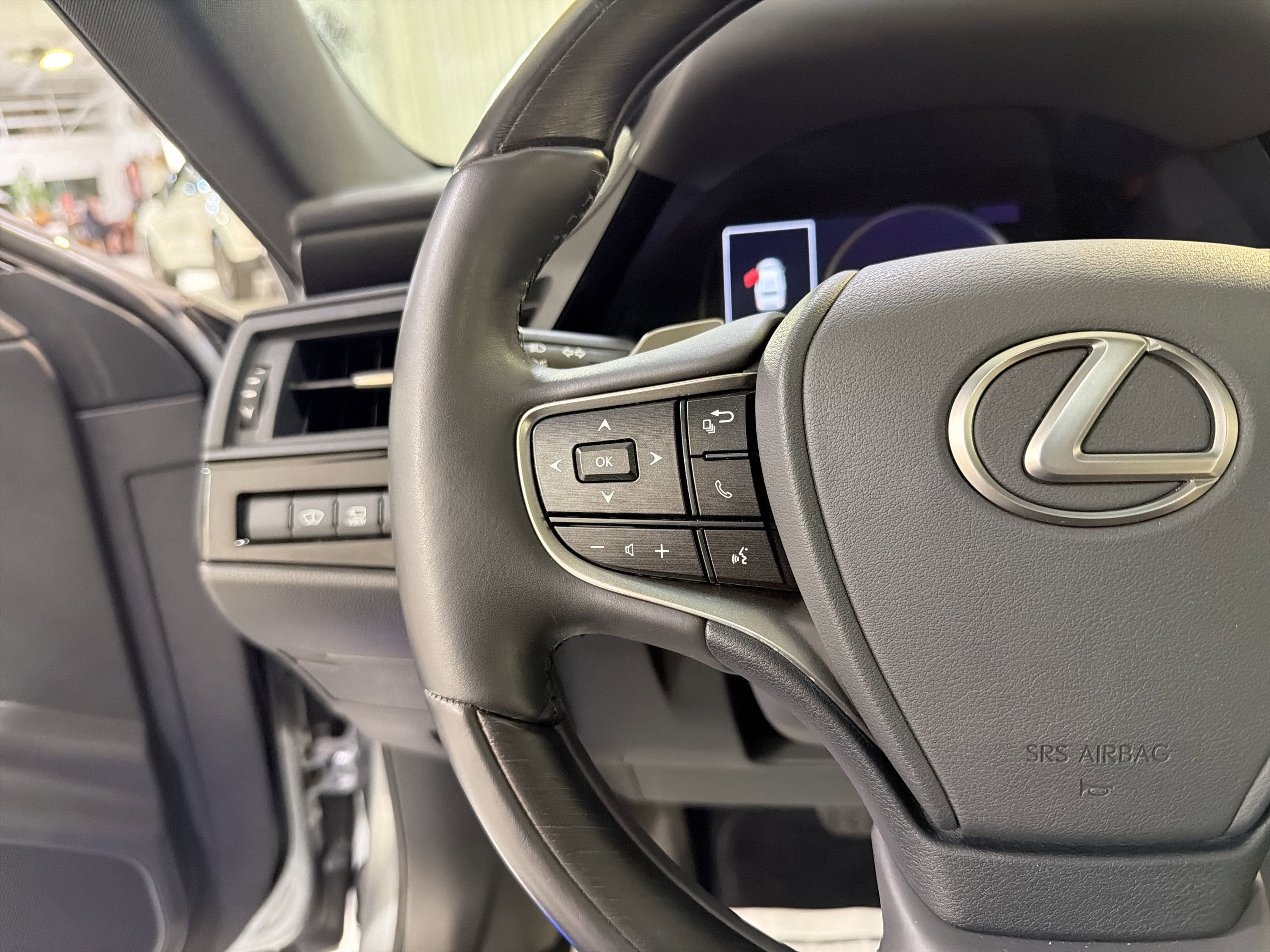 2022 Lexus ES ES 300h Ultra Luxury