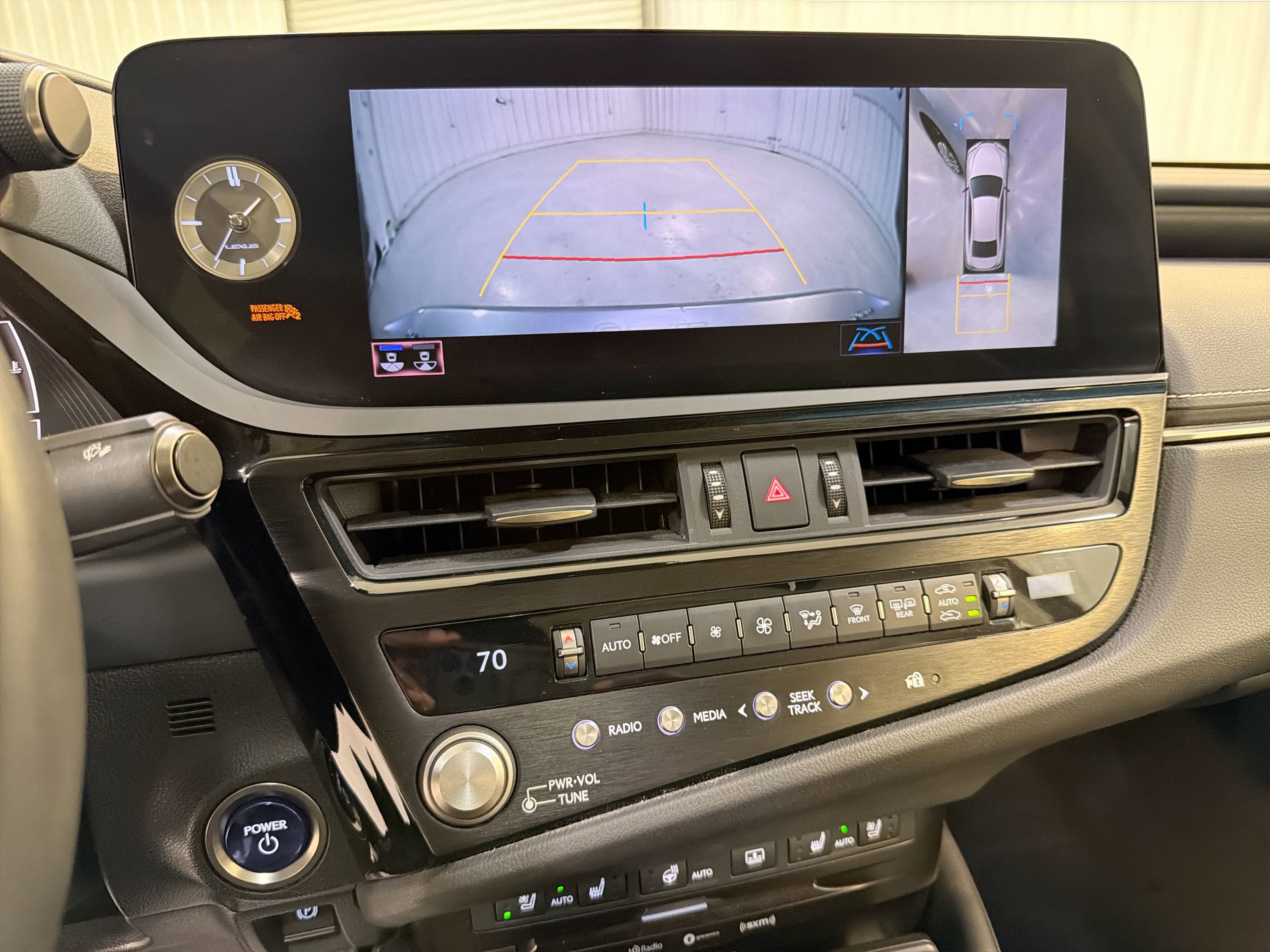 2022 Lexus ES ES 300h Ultra Luxury