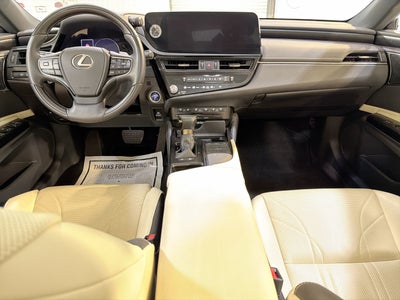 2022 Lexus ES ES 300h Ultra Luxury