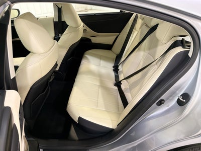 2022 Lexus ES ES 300h Ultra Luxury