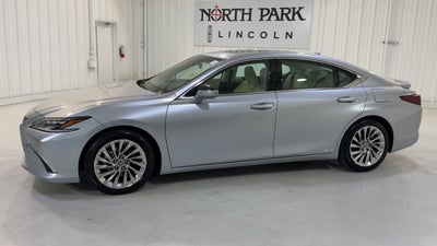 2022 Lexus ES ES 300h Ultra Luxury