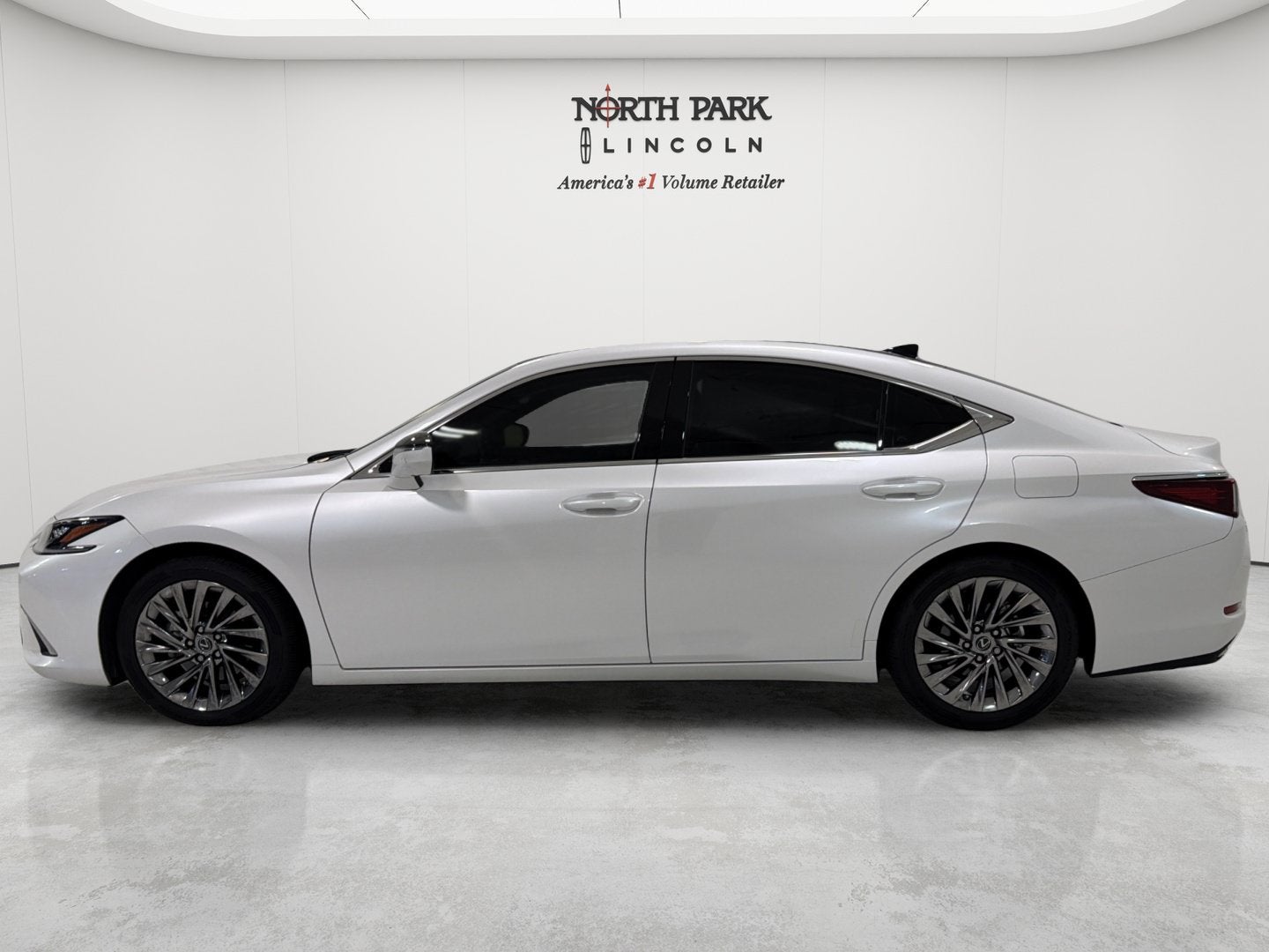 2025 Lexus ES ES 350 Ultra Luxury