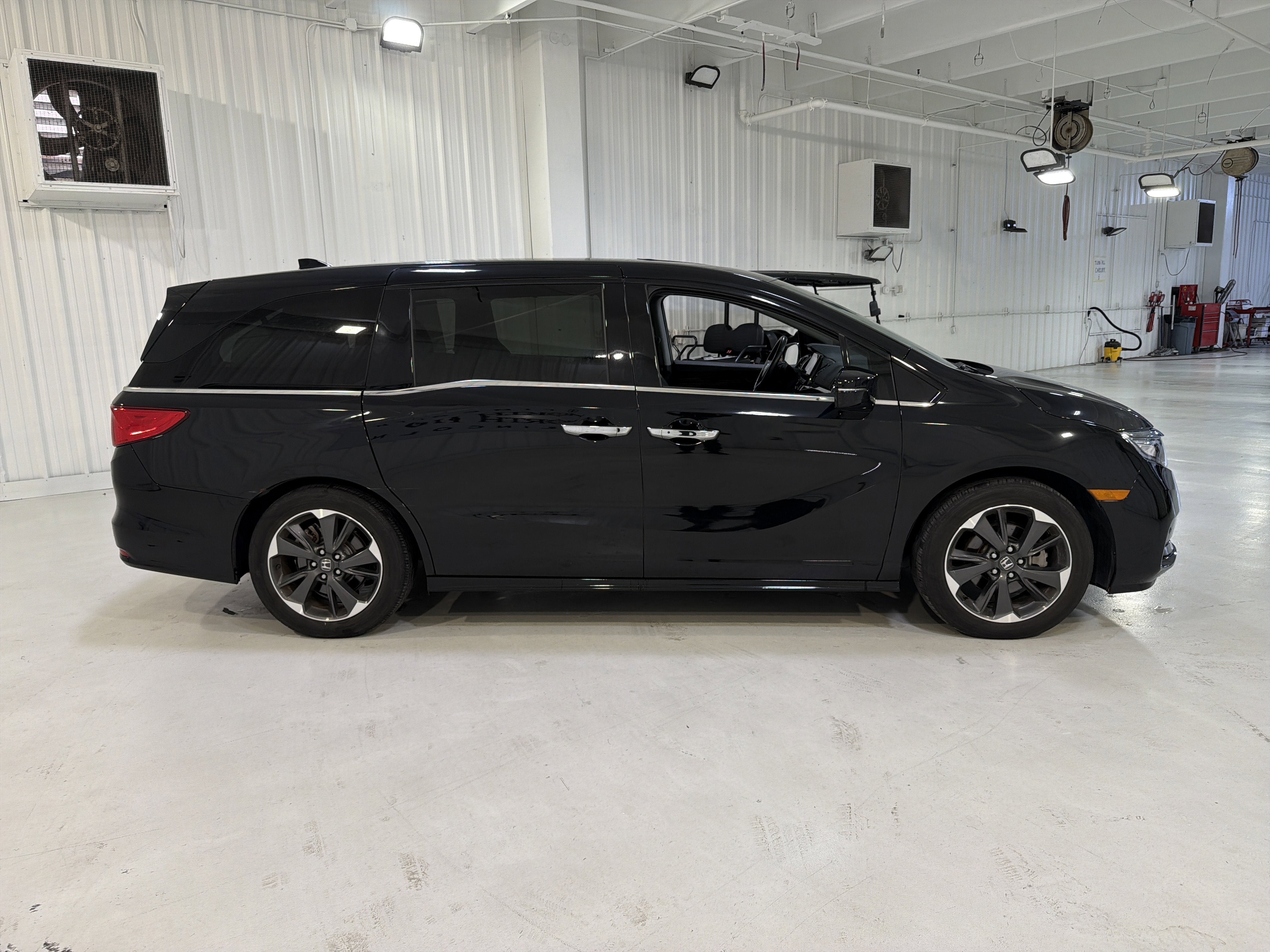 2023 Honda Odyssey Elite