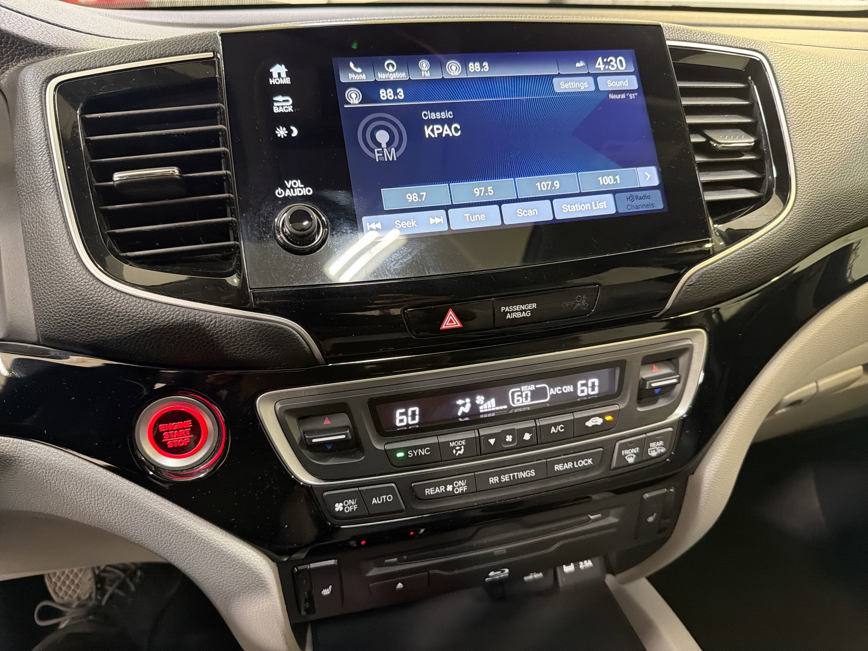 2021 Honda Pilot Touring 8-Passenger