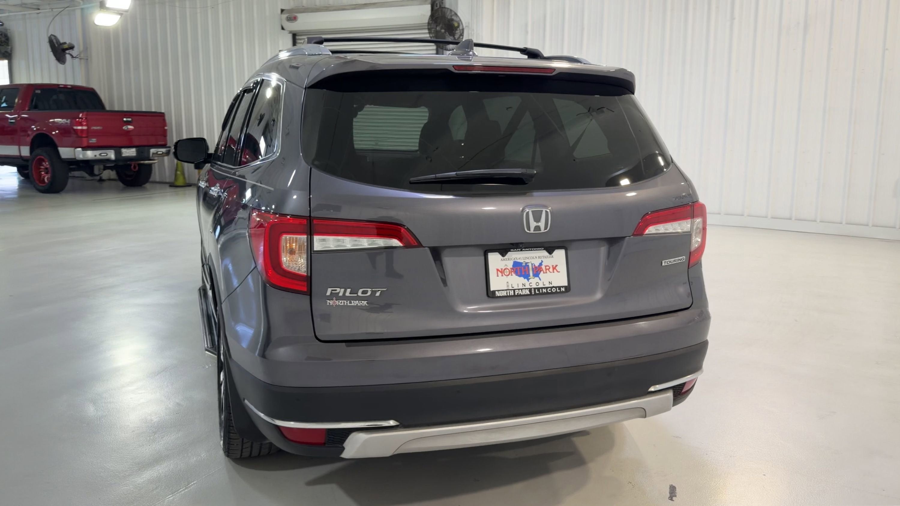 2021 Honda Pilot Touring 8-Passenger