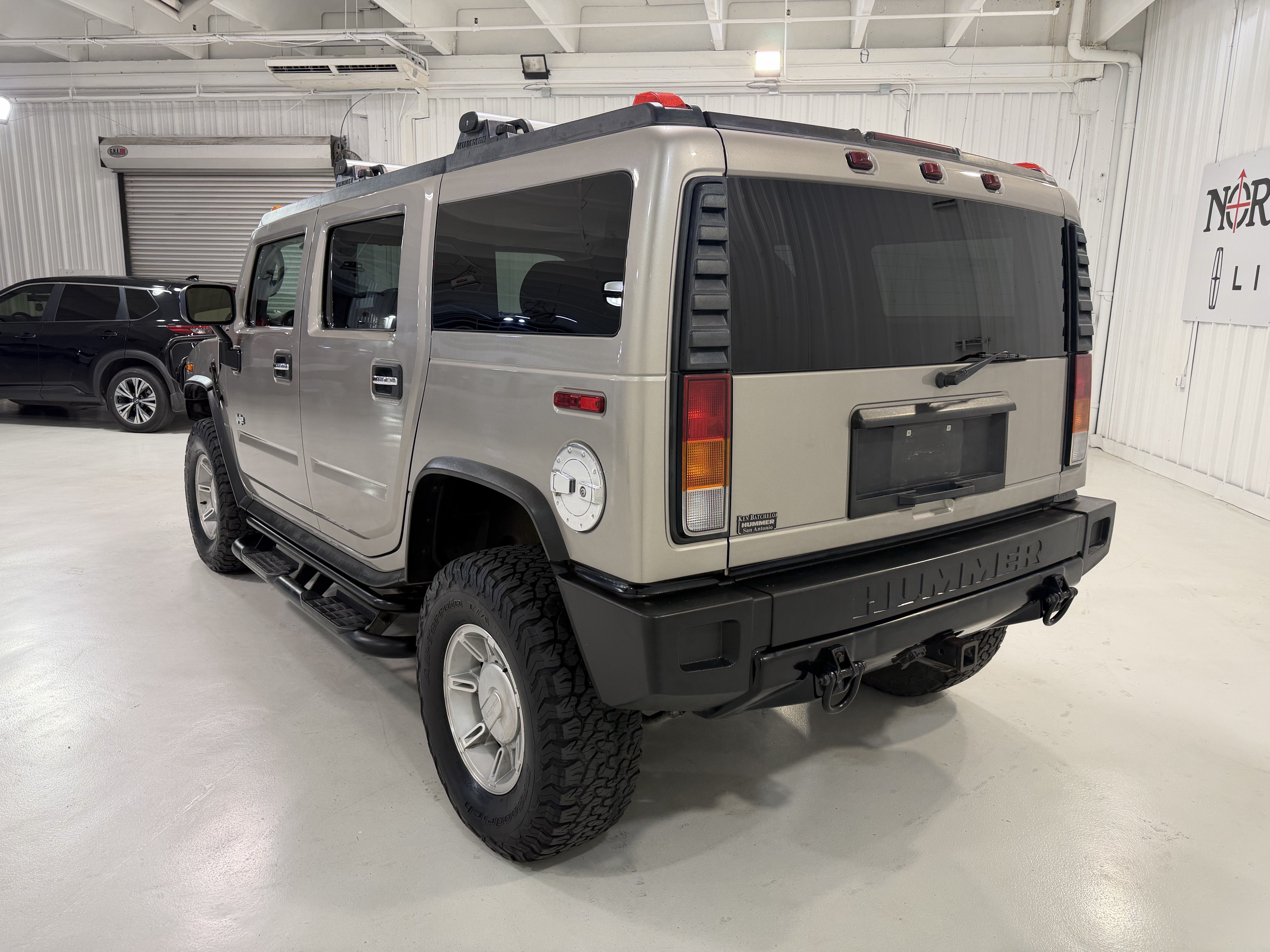 2003 HUMMER H2 Base