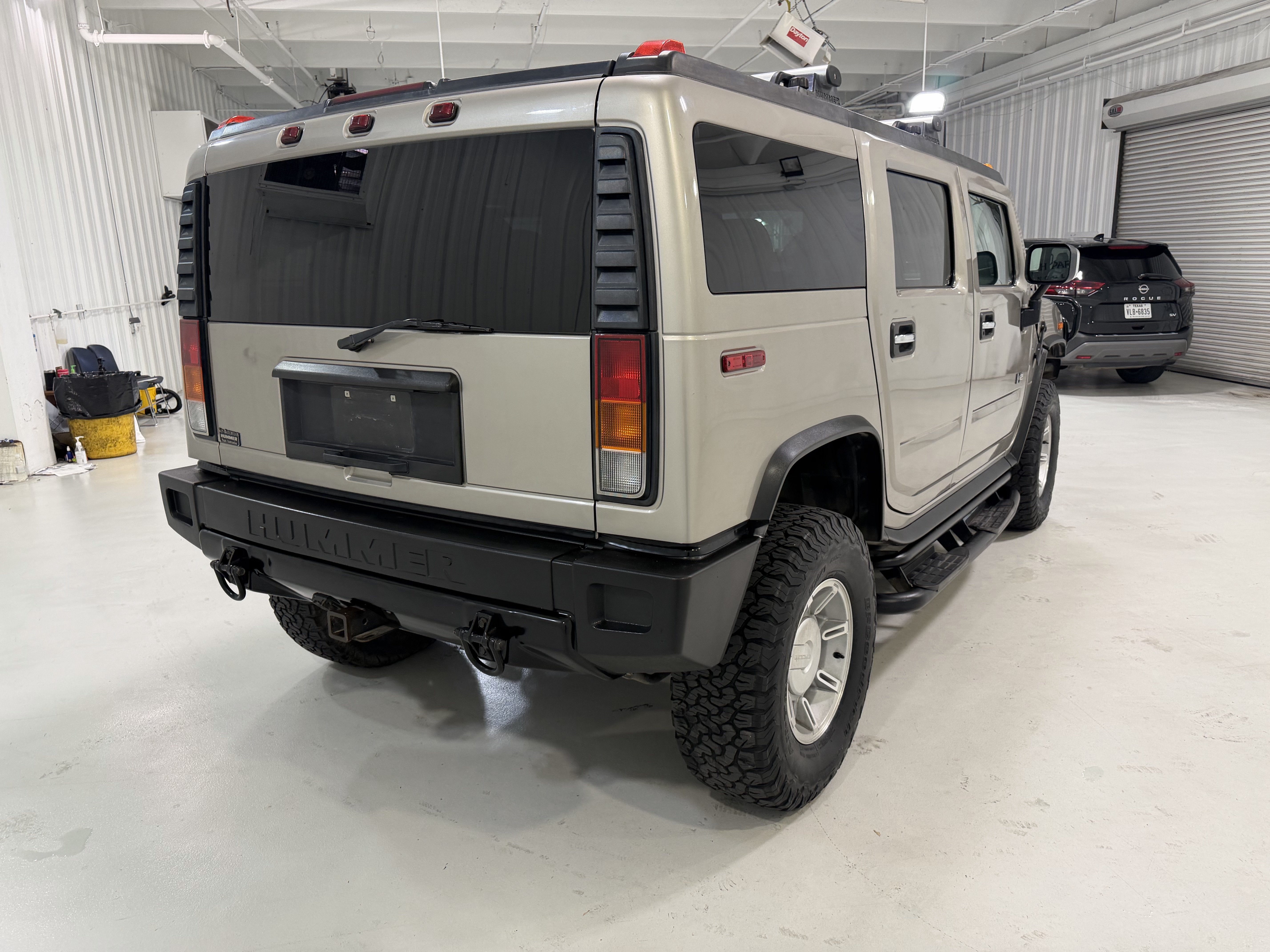 2003 HUMMER H2 Base