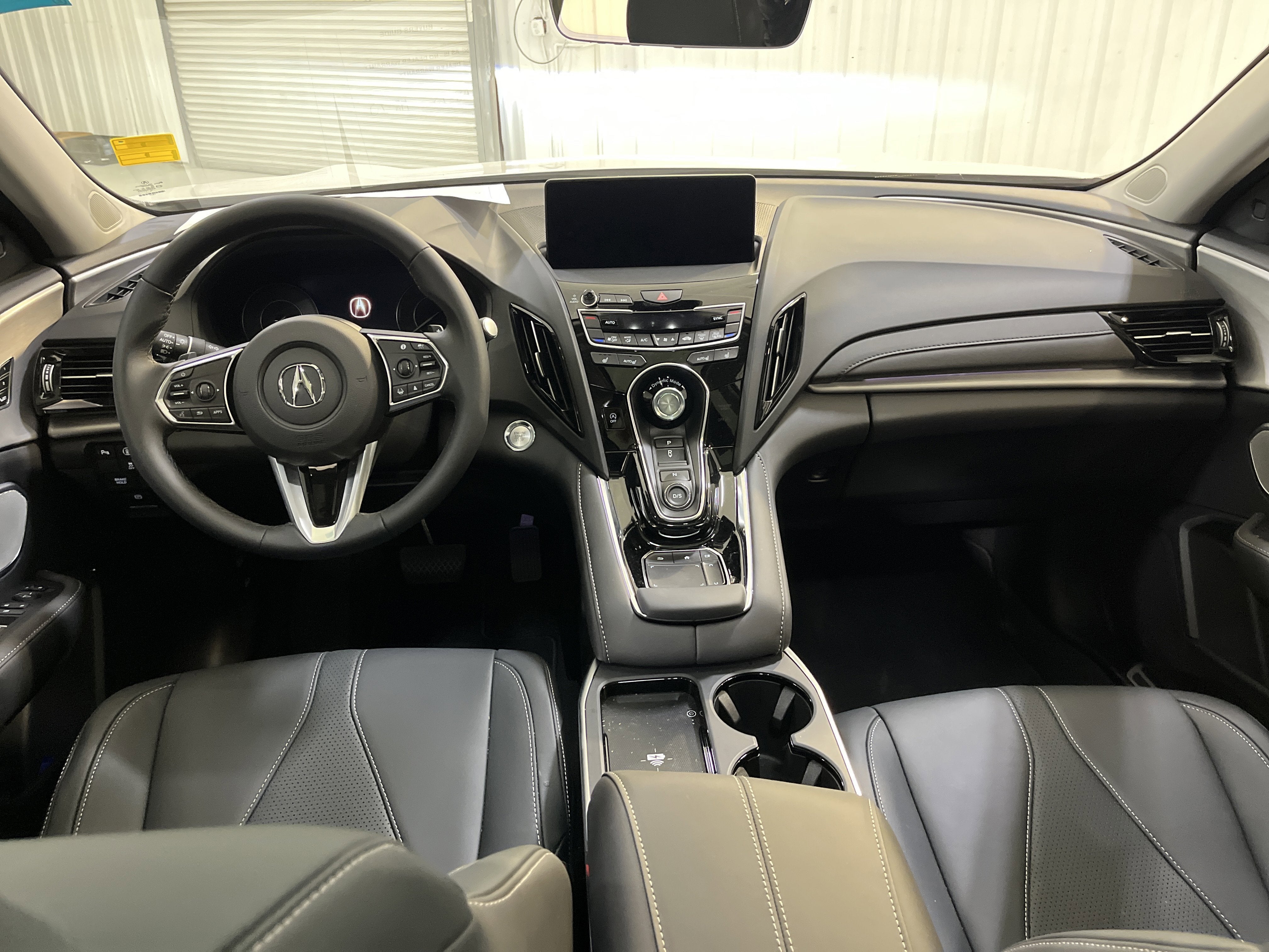 2025 Acura RDX w/Technology Package