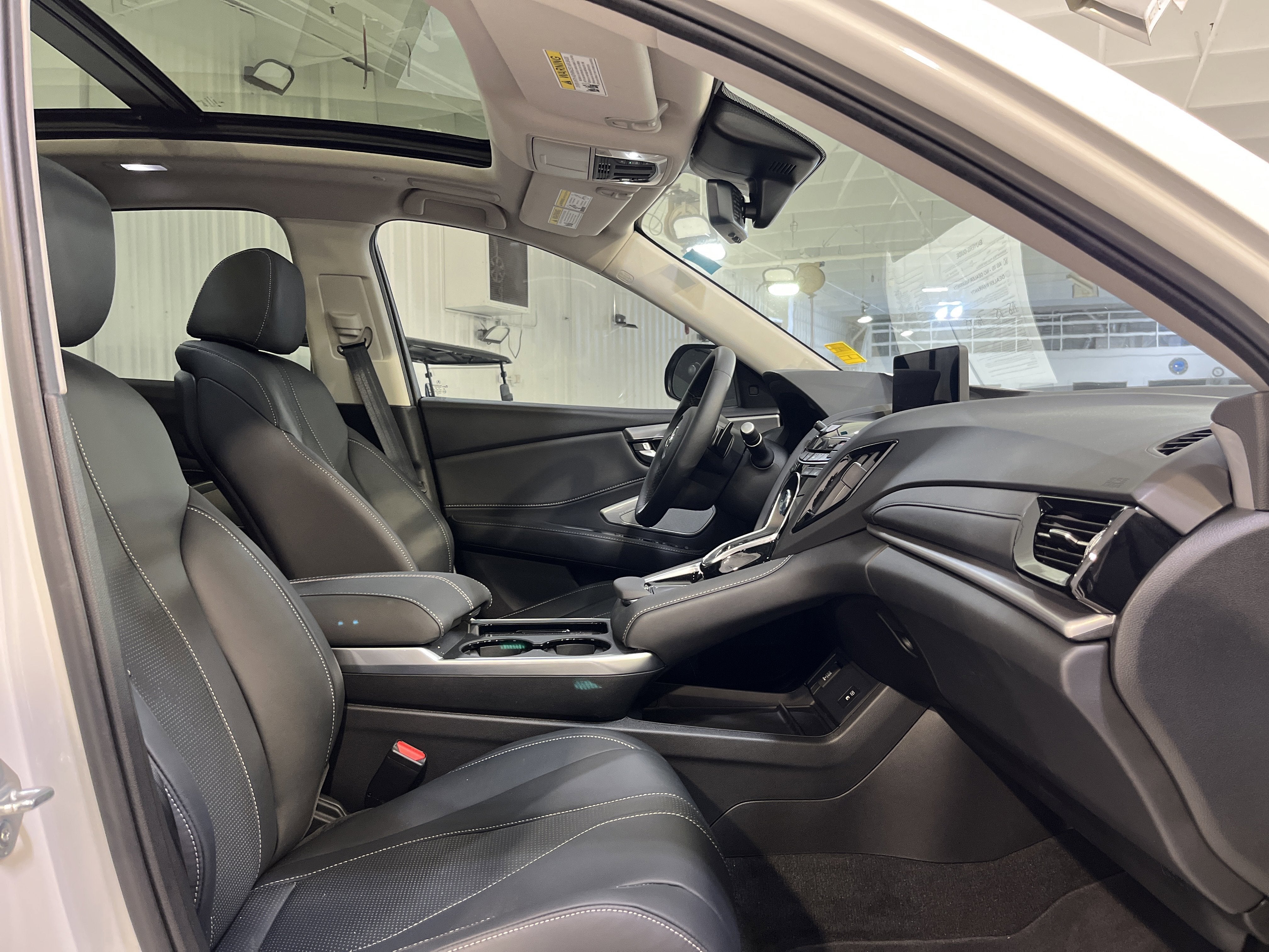 2025 Acura RDX w/Technology Package