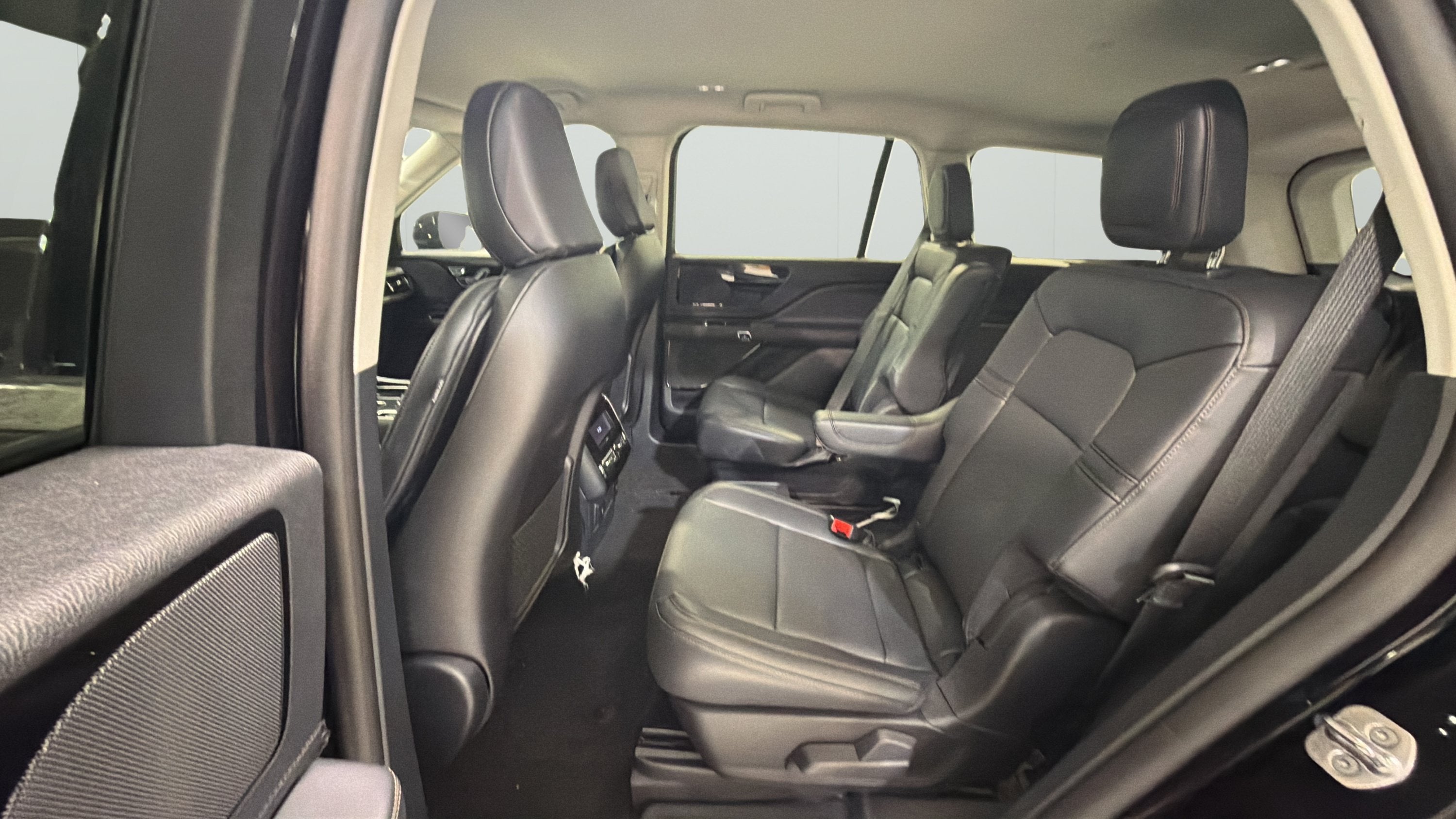 2027 Lincoln Aviator Premiere