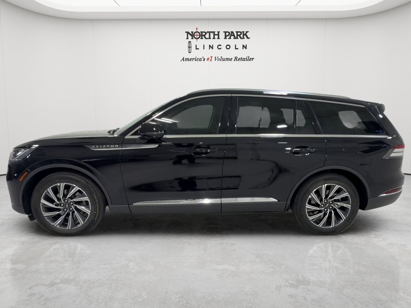 2027 Lincoln Aviator Premiere